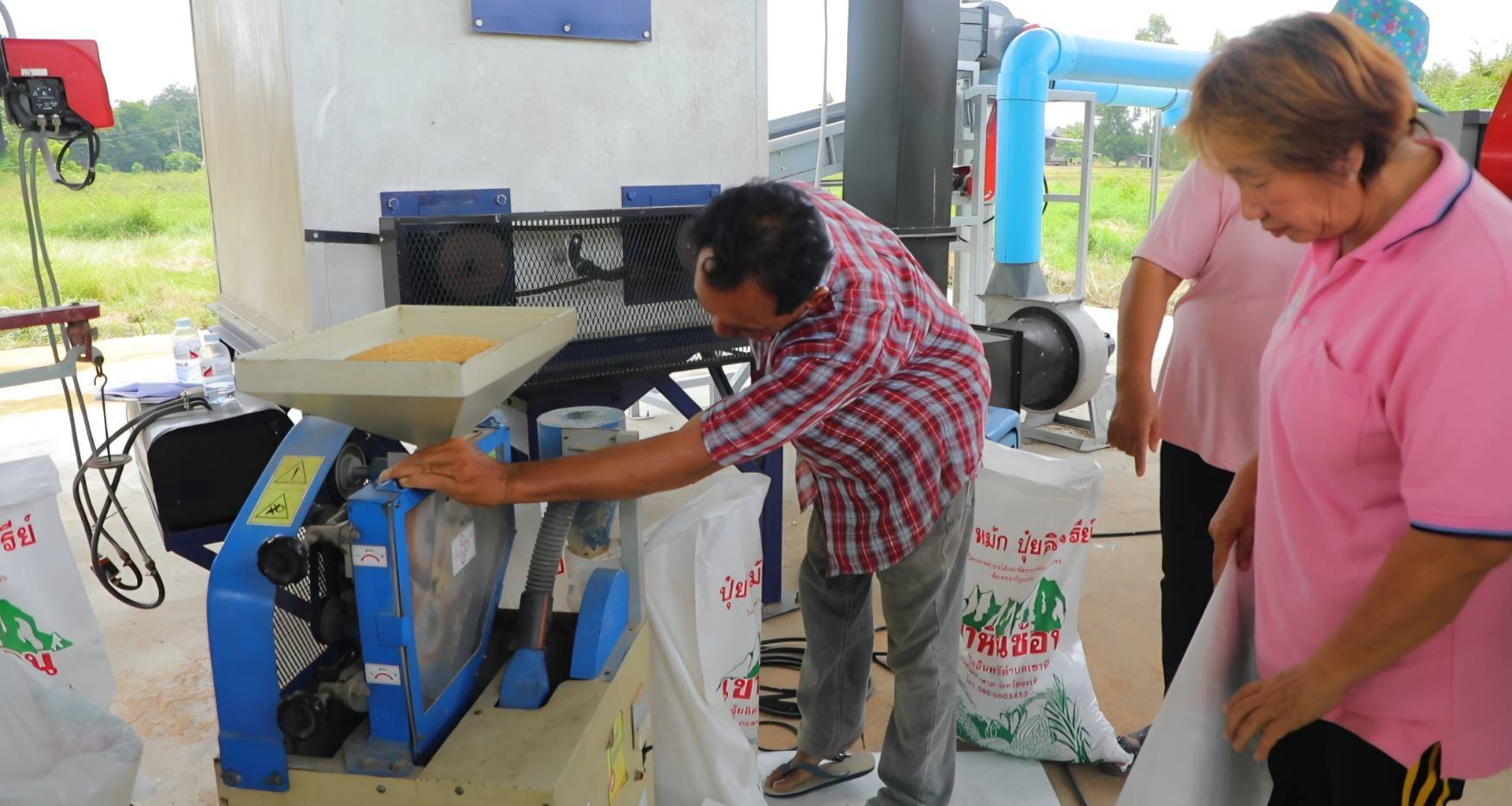 กรมการข้าวนำคณะสื่อมวลชนสัญจรศึกษาดูงาน โครงการเสริมสร้างศักยภาพการผลิตเมล็ดพันธุ์ข้าวของศูนย์ข้าวชุมชน ณ จังหวัดปราจีนบุรี และจังหวัดฉะเชิงเทรา 9 12688