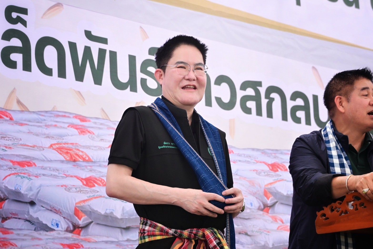 “อรรถกร-อัครา” ลงพื้นที่ “สกลนคร-ร้อยเอ็ด” Kick off โครงการเพิ่มประสิทธิภาพการผลิตข้าวของเกษตรกรผู้ประสบอุทกภัย ภายใต้โครงการเสริมสร้างศักยภาพการผลิตเมล็ดพันธุ์ข้าวของศูนย์ข้าวชุมชน ปี 2568 4 1278492