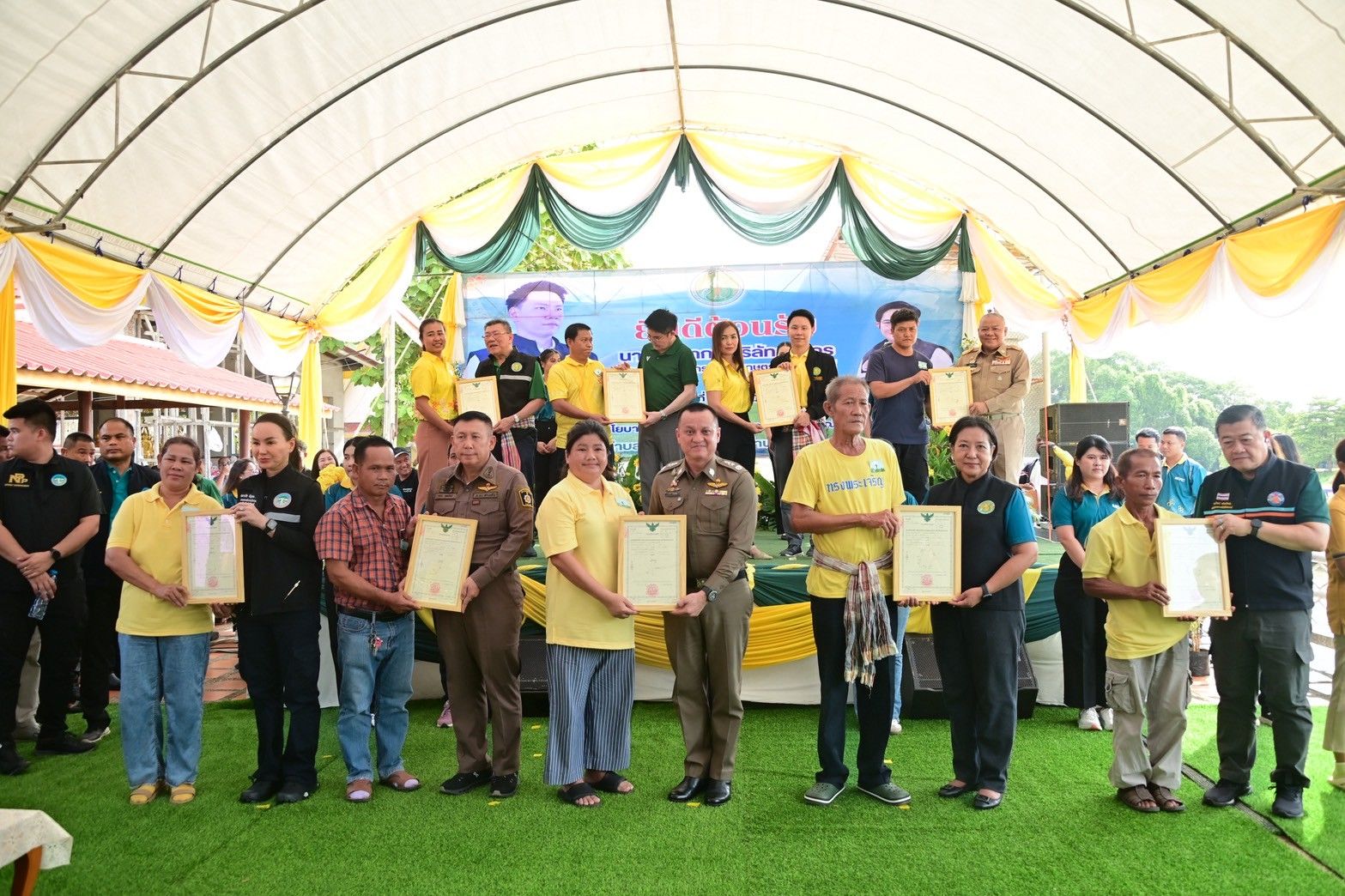 “อรรถกร–อัครา”ลุยปราจีนบุรี มอบโฉนด–เมล็ดพันธุ์–เดินหน้า 37 โครงการพัฒนาแหล่งน้ำระยะยาว เพิ่มพื้นที่ชลประทานกว่า 3 แสนไร่ ครอบคลุมพื้นที่เกษตร 1.5 ล้านไร่ เล็งฟื้นฟูแม่น้ำบางปะกง แก้ปัญหาน้ำท่วม-น้ำแล้ง 5 1282005