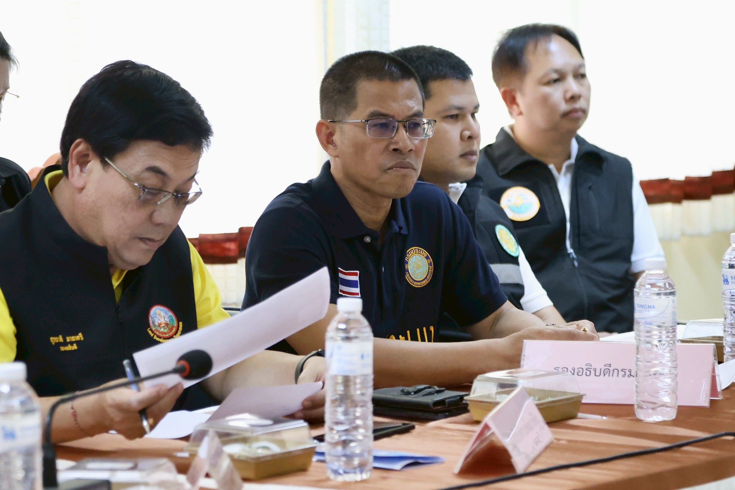 รมช.อัครา ลุยพะเยา มอบนโยบายพลิกโฉมเกษตรไทย ใช้บางระกำโมเดล สู้ภัยโลกเดือดพร้อมลงพื้นที่เยี่ยมประชาชนในพื้นที่ประสบอุทกภัย 4 1294230