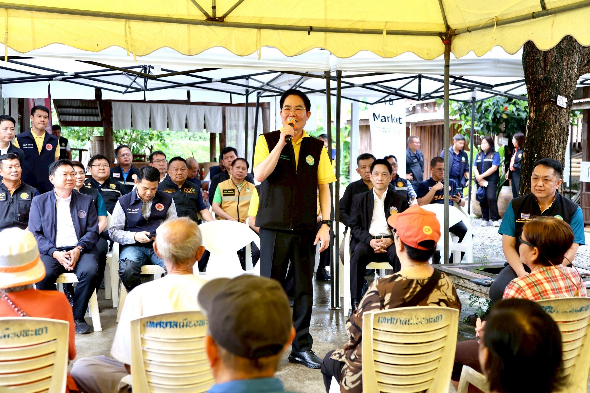 รมช.อัครา ลุยพะเยา มอบนโยบายพลิกโฉมเกษตรไทย ใช้บางระกำโมเดล สู้ภัยโลกเดือดพร้อมลงพื้นที่เยี่ยมประชาชนในพื้นที่ประสบอุทกภัย 12 1294252