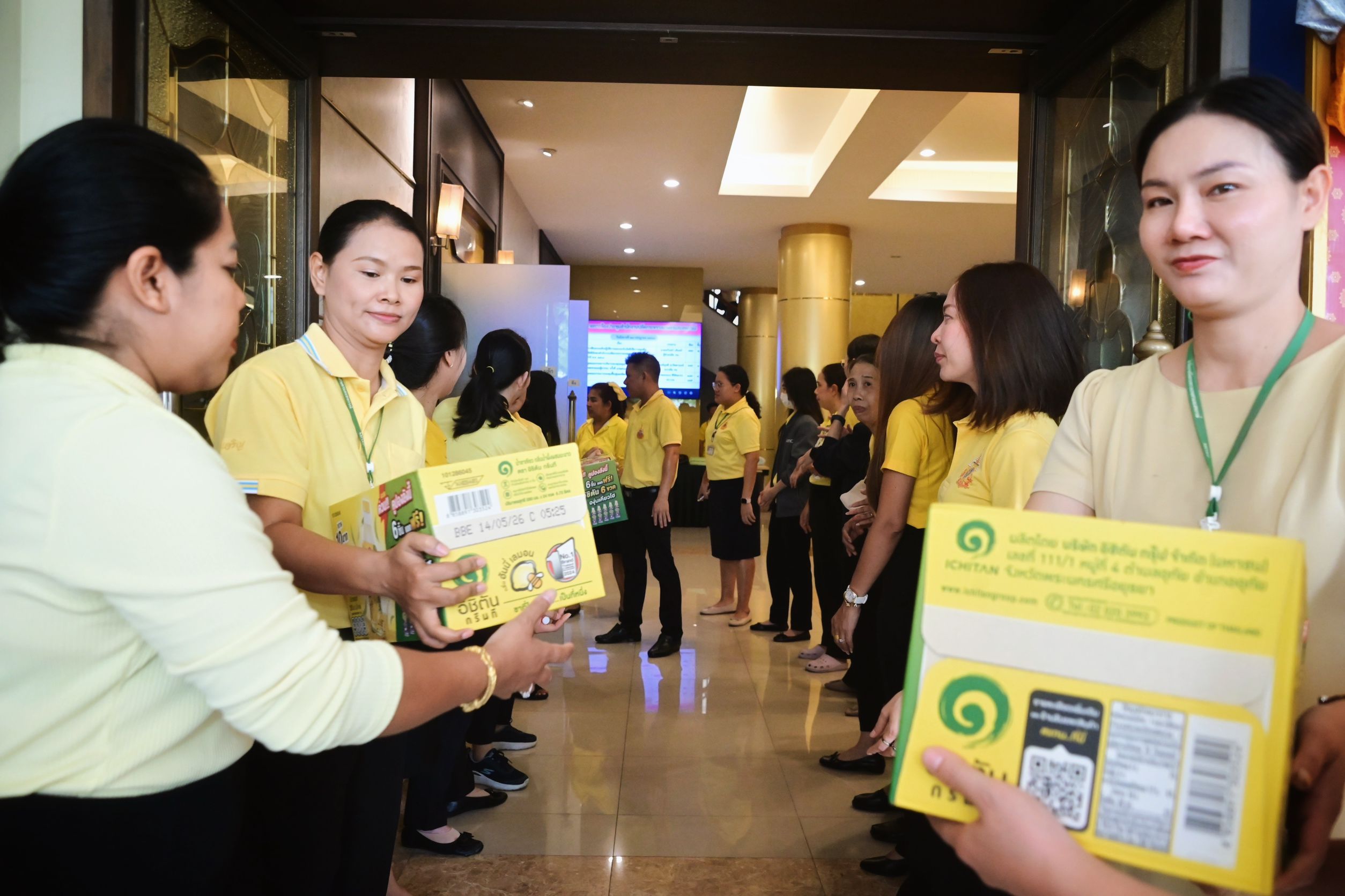 กระทรวงเกษตรฯ ปล่อยขบวนรถสิ่งของบริจาคช่วยเหลือผู้ได้รับผลกระทบจากสถานการณ์ความไม่สงบชายแดนไทย – กัมพูชา 10 1299668