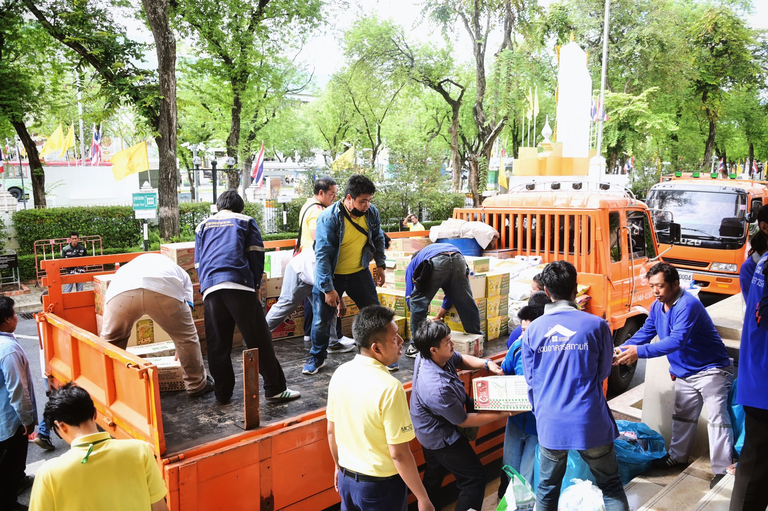 กระทรวงเกษตรฯ ปล่อยขบวนรถสิ่งของบริจาคช่วยเหลือผู้ได้รับผลกระทบจากสถานการณ์ความไม่สงบชายแดนไทย – กัมพูชา 11 1299669