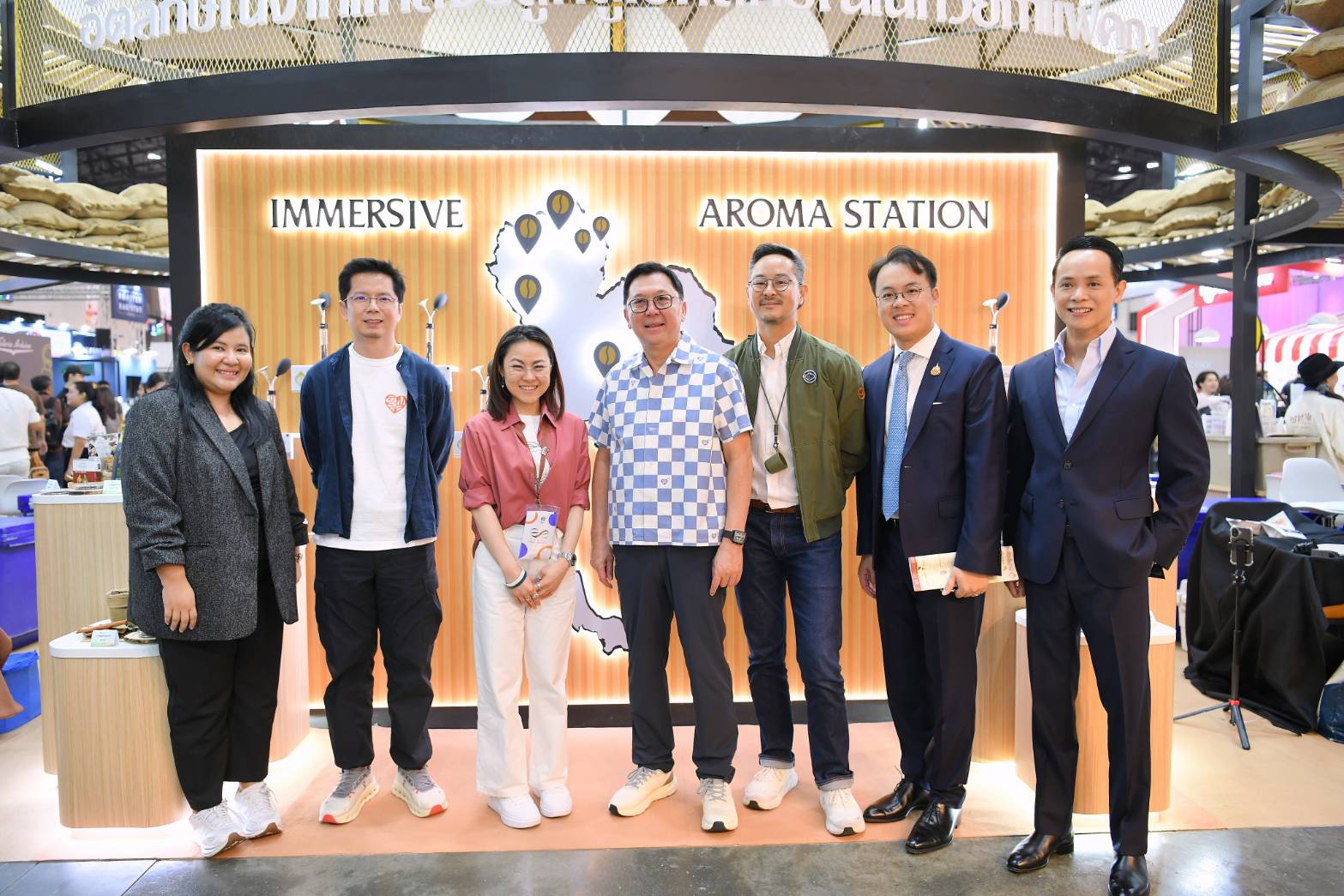 “จตุพร”หนุนพาณิชย์ นำสุดยอด กาแฟ GI ไทย บุกเทศกาลกาแฟที่ใหญ่ที่สุดในเอเชียตะวันออกเฉียงใต้ ชวนคอกาแฟพิสูจน์เอกลักษณ์ความอร่อย การันตีคุณภาพด้วยตรา GI ที่ทั่วโลกยอมรับ 10-13 ก.ค.นี้ ที่อิมแพค เมืองทองธานี 4 202507122eb26604c2878a655ceae65d04710035074207