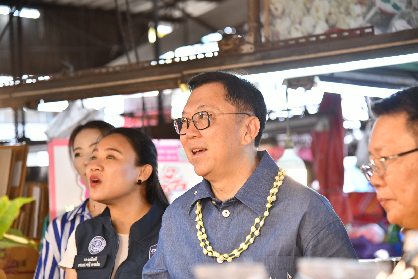 “จตุพร”หารือหน่วยงานเชียงใหม่ เร่งมาตรการช่วยชาวสวนลำไย เพิ่มเป้าส่งออกและขยายตลาดอินเดีย ยูเออี เชื่อมั่นศักยภาพตลาดในประเทศ ตามนโยบาย “ไทยทำ ไทยใช้ ไทยช่วยไทย” 2 2025071425bf4b7c8a9f28d6c6cfe2568d2ac925092603