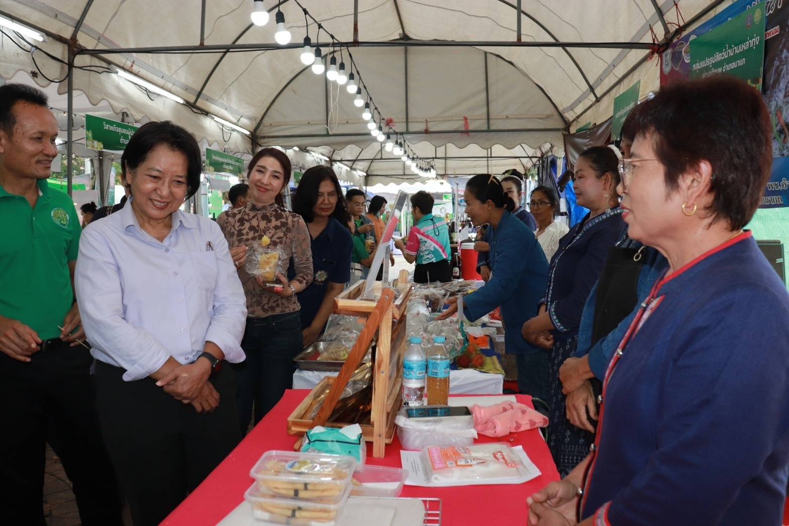 ก.เกษตรฯ ลุยอีสาน หนุนสินค้าเกษตรและบริการมูลค่าสูง 1 ท้องถิ่น 1 สินค้าเกษตรมูลค่าสูง จังหวัดนครพนม 11 3509875