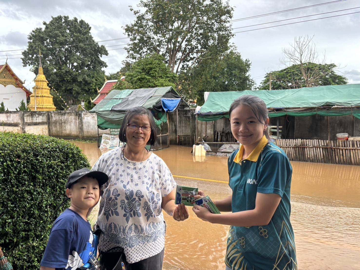 กรมปศุสัตว์เร่งช่วยเกษตรกรเลี้ยงสัตว์ใน 8จังหวัดประสบภัยพายุ “วิภา” มอบอาหารสัตว์พระราชทาน อพยพสัตว์เกือบ 6 หมื่นตัว – เฝ้าระวังโรคระบาดสัตว์เข้มข้น 10 386436