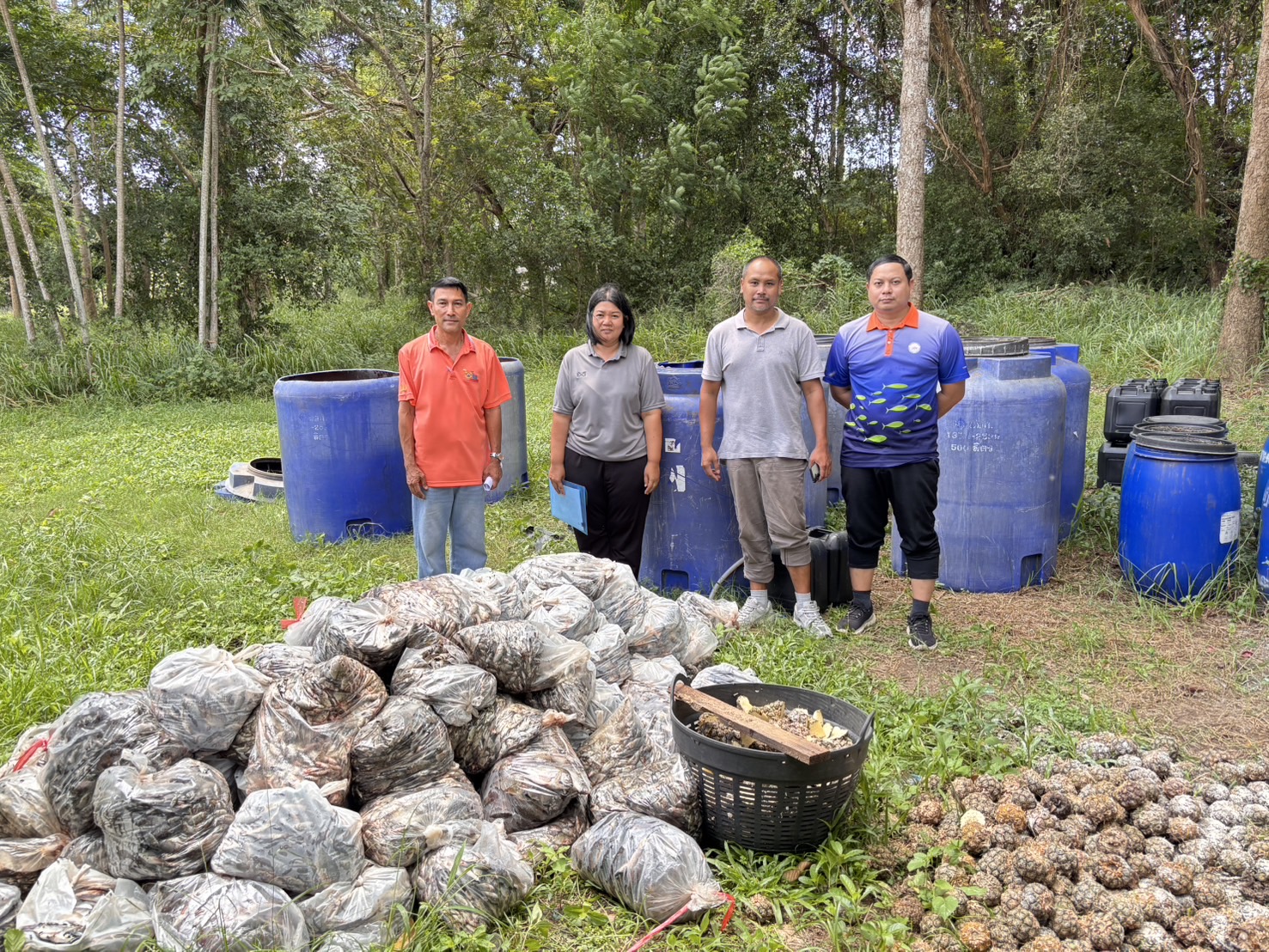 ยอดรับซื้อปลาหมอคางดำทะลุ 2.8 ล้านกิโลกรัม โฆษกกรมประมงเผย เตรียมขยายโควตารับซื้อเพิ่ม 600,000 กก. ในพื้นที่ 6 จังหวัดสำหรับพื้นที่อื่น ๆ ปริมาณปลาเข้าสู่แพรวบรวมเริ่มทรงตัว 3 497815