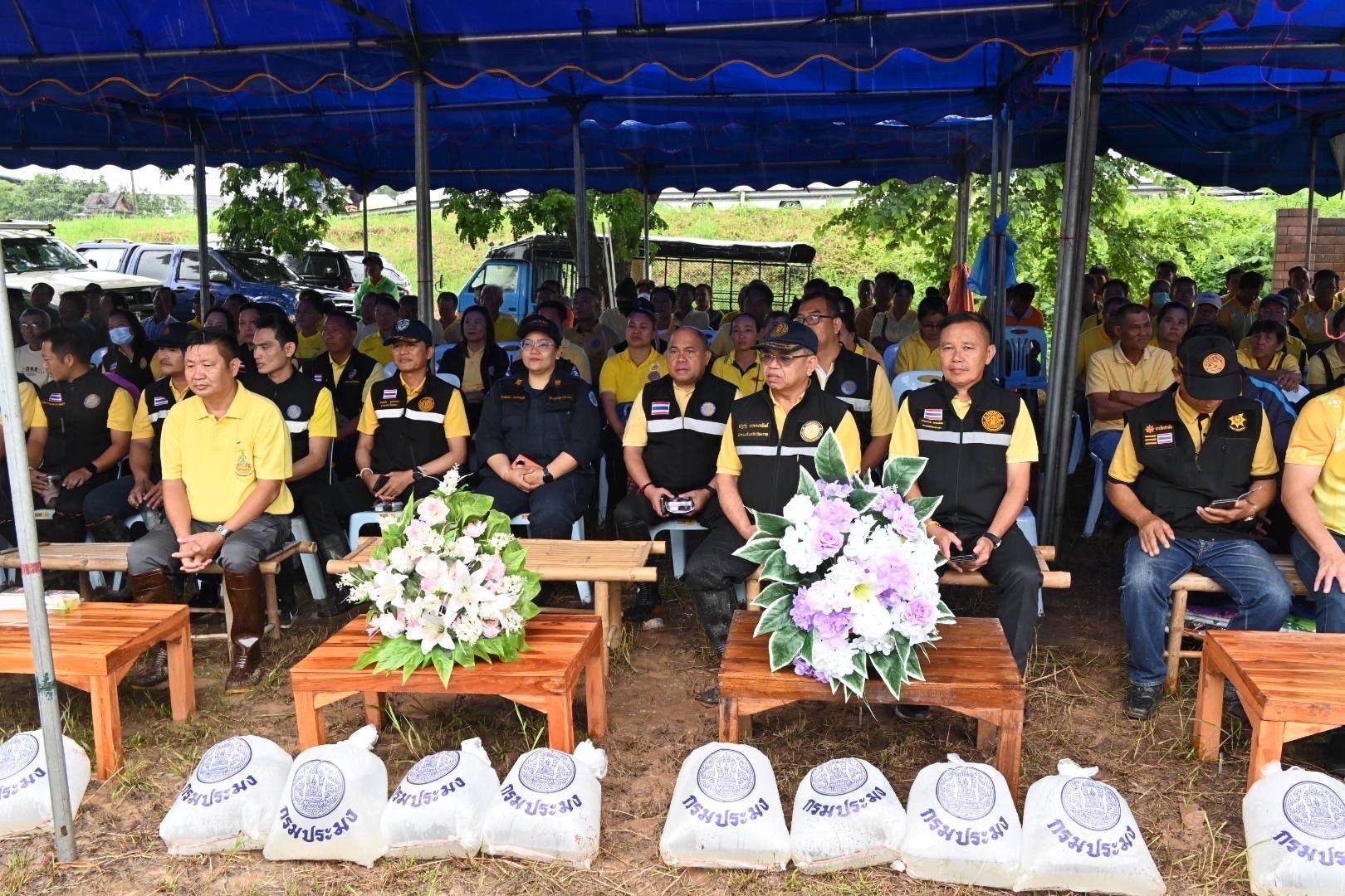 กรมประมง ผนึกกำลังชุมชน Kick Off “ประมงร่วมอาสาพาปลากลับบ้านจากโขงสู่กว๊านพะเยา”ปล่อยพันธุ์ปลากว่า 15 ล้านตัว คืนสู่แหล่งต้นน้ำ หนุนเพิ่มประชากรในช่วงฤดูวางไข่ 12 509720