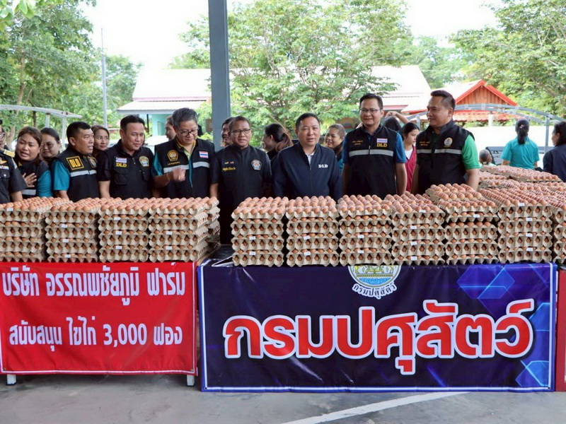 อธิบดีกรมปศุสัตว์ลงพื้นที่ให้กำลังใจเกษตรกรผู้เลี้ยงสัตว์ ประชาชน และเจ้าหน้าที่ ที่ได้รับผลกระทบจากการสู้รบไทย-กัมพูชา พร้อมจัดตั้งจุดอพยพสัตว์เลี้ยง ให้การช่วยเหลือด้านสุขภาพสัตว์ เสบียงอาหารสัตว์ และสนับสนุนผลิตภัณฑ์ปศุสัตว์ 12 523948469 1052360263673567 8604759453068916082 n