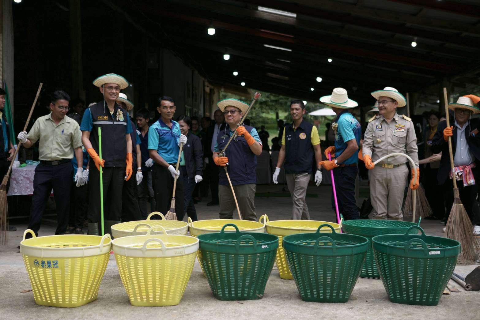 เกษตรฯ เดินหน้าบิ๊กคลีนนิ่ง ยกระดับผลไม้ใต้สู่ตลาดส่งออก สร้างความเข้าใจเรื่องสุขอนามัยพืช-ย้ำมาตรฐานส่งออกผลไม้ไทย 10 699519