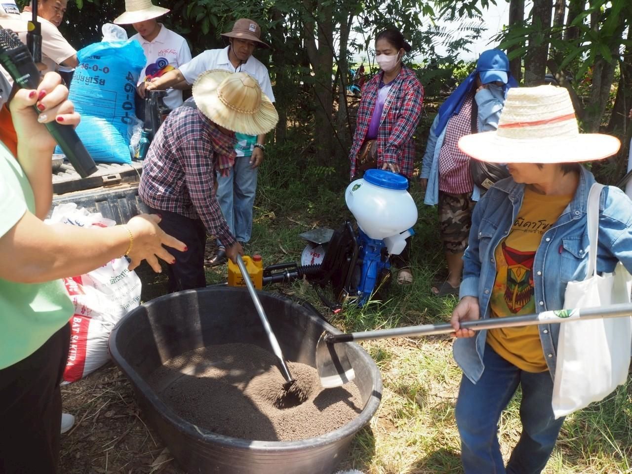 หัวเชื้อจุลินทรีย์ย่อยสลายวัสดุอินทรีย์ เร่งกระบวนการผลิตปุ๋ยหมัก ลดการเผาเศษซากพืช ช่วยเกษตรกรเพิ่มผลผลิตอย่างยั่งยืน 10 902128