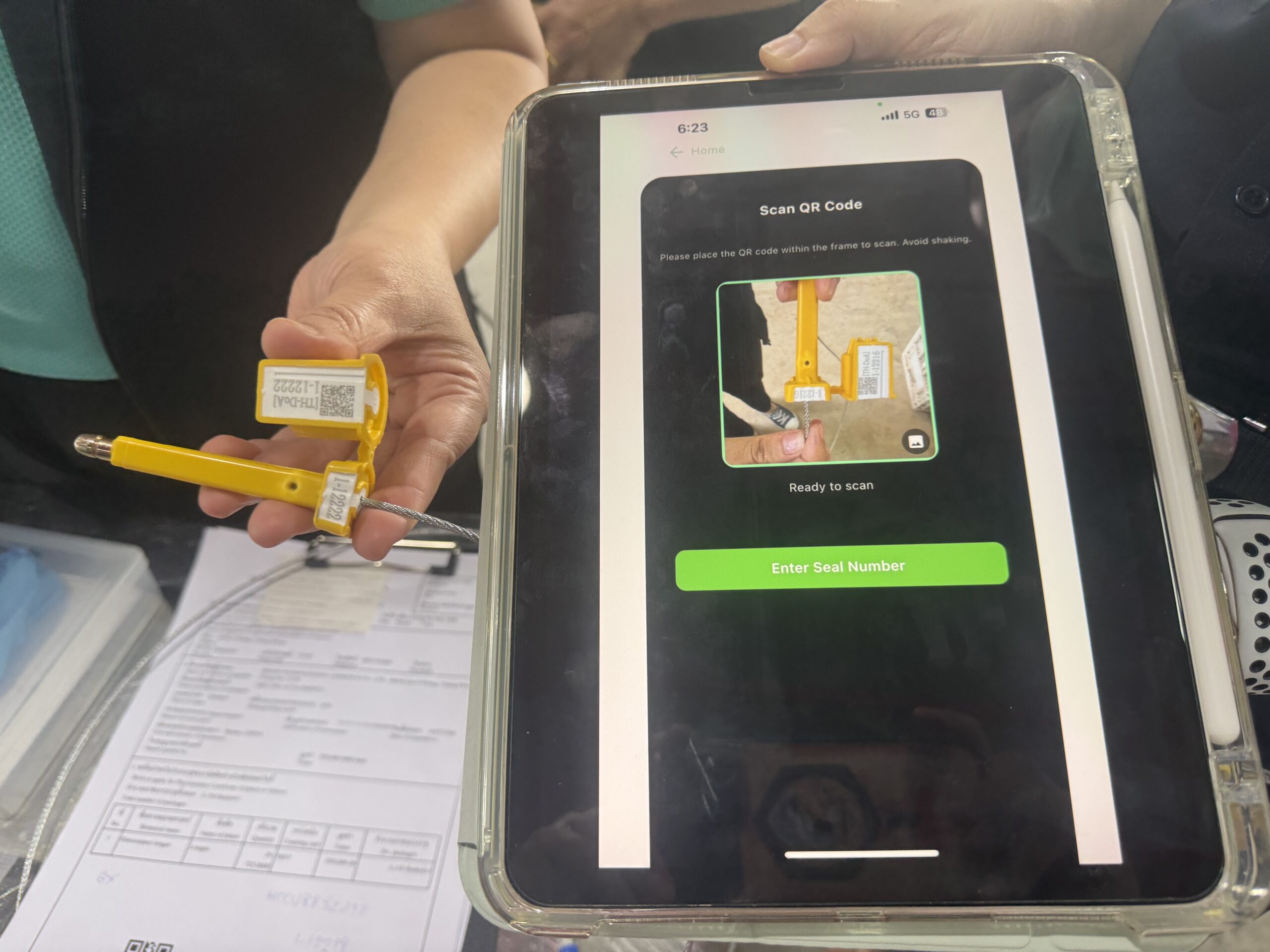 รัฐมนตรีเกษตร สั่งกรมวิชาการเกษตร กรมส่งเสริมการเกษตร กรมส่งเสริมสหกรณ์ มกอช. และ อตก. ลุยลงพื้นที่ เตรียมความพร้อมรับมือฤดูกาลผลิตลำไยภาคเหนือ 12 945259 scaled