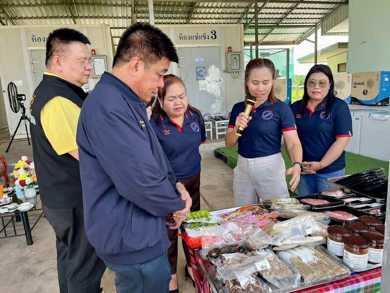 กรมปศุสัตว์มอบนโยบายและปัจจัยการผลิตเสริมศักยภาพ “เนื้อโคขุนหนองสูง” ดันเป็นสินค้า GI ของจังหวัดมุกดาหาร 3 S 14901321