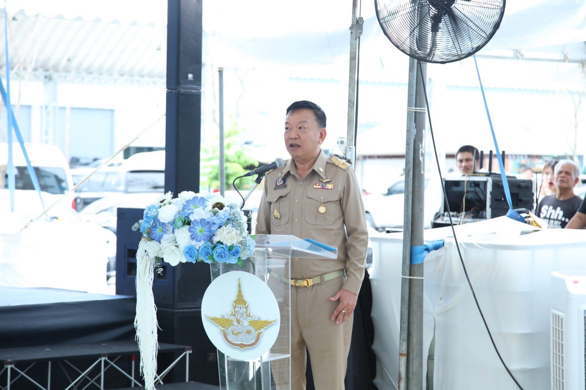 องคมนตรีเป็นประธานเปิดอาคารสำนักงานศูนย์ปฏิบัติการฝนหลวงภาคใต้ตอนบน อำเภอชะอำ จังหวัดเพชรบุรี กรมฝนหลวงและการบินเกษตร 3 S 15228971