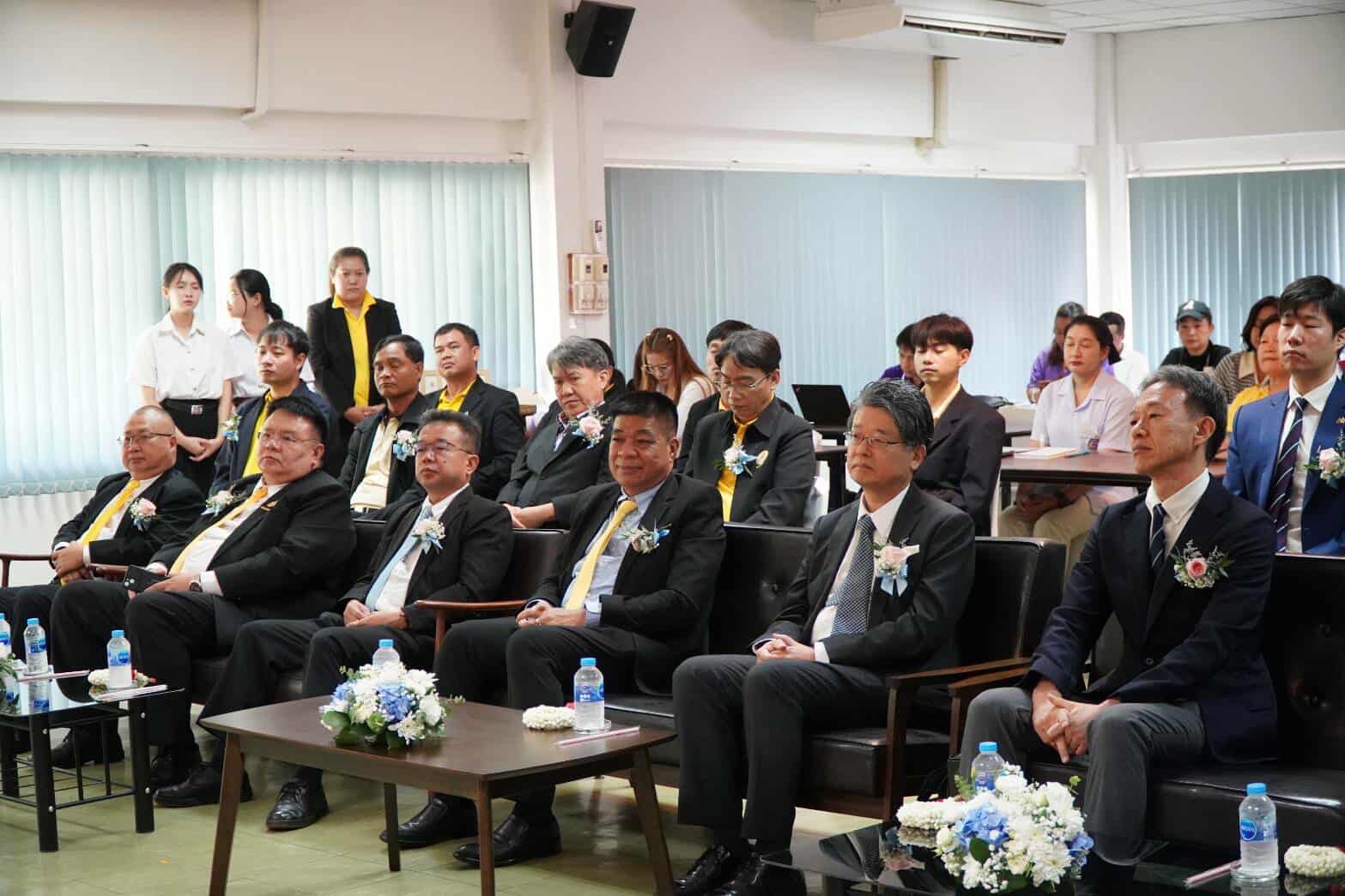 กรมปศุสัตว์เปิดโครงการอบรมยิ่งใหญ่ S 15654923