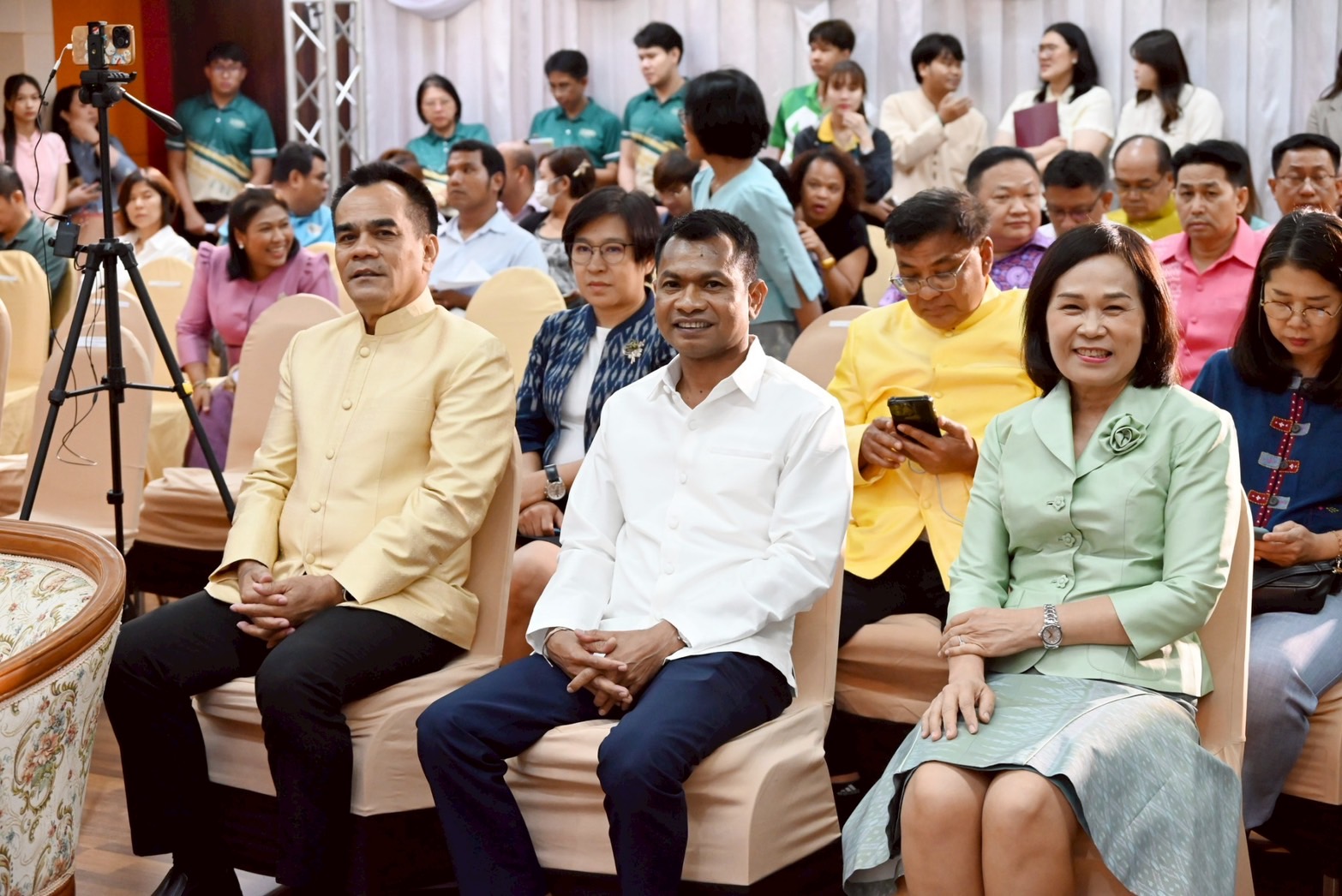 กรมส่งเสริมสหกรณ์ เตรียมจัดงานใหญ่ “GI fresh 2 you สินค้า GI สดใหม่ ใส่ใจคุณภาพ” ยกขบวนสินค้าดีมีคุณภาพจากสหกรณ์มาจำหน่ายสู่ผู้บริโภค 4 S 187048016