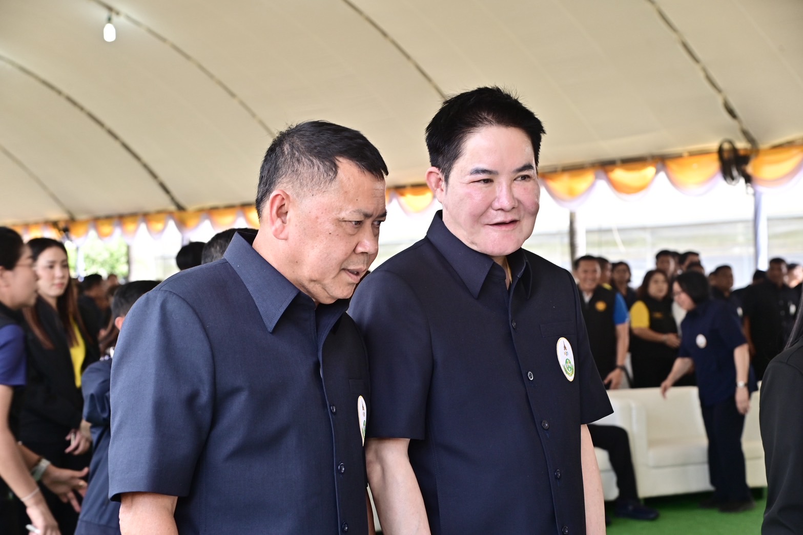 รมว.อรรถกร นำ ก.เกษตรฯ เปิดคลินิกเกษตรเคลื่อนที่ในพระราชานุเคราะห์ฯจ.นครศรีฯ ยกระดับบริการถึงมือเกษตรกร หนุนองค์ความรู้ เพิ่มรายได้ ลดความเหลื่อมล้ำ 4 S 19554361