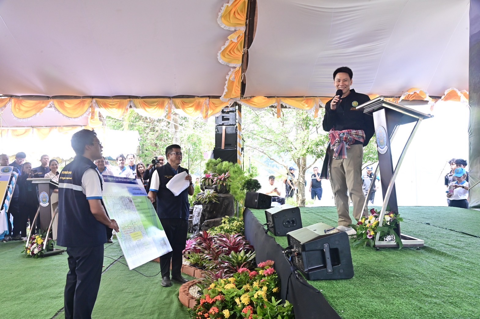 “อรรถกร-อัครา” ลุย นครศรีฯ ดันโครงการระบบส่งน้ำ “อ่างเก็บน้ำห้วยน้ำใส” เพิ่มพื้นที่เกษตร 9 หมื่นไร่ พร้อมเร่งโครงการบรรเทาอุทกภัยเมืองทุ่งสง 3 S 19587211