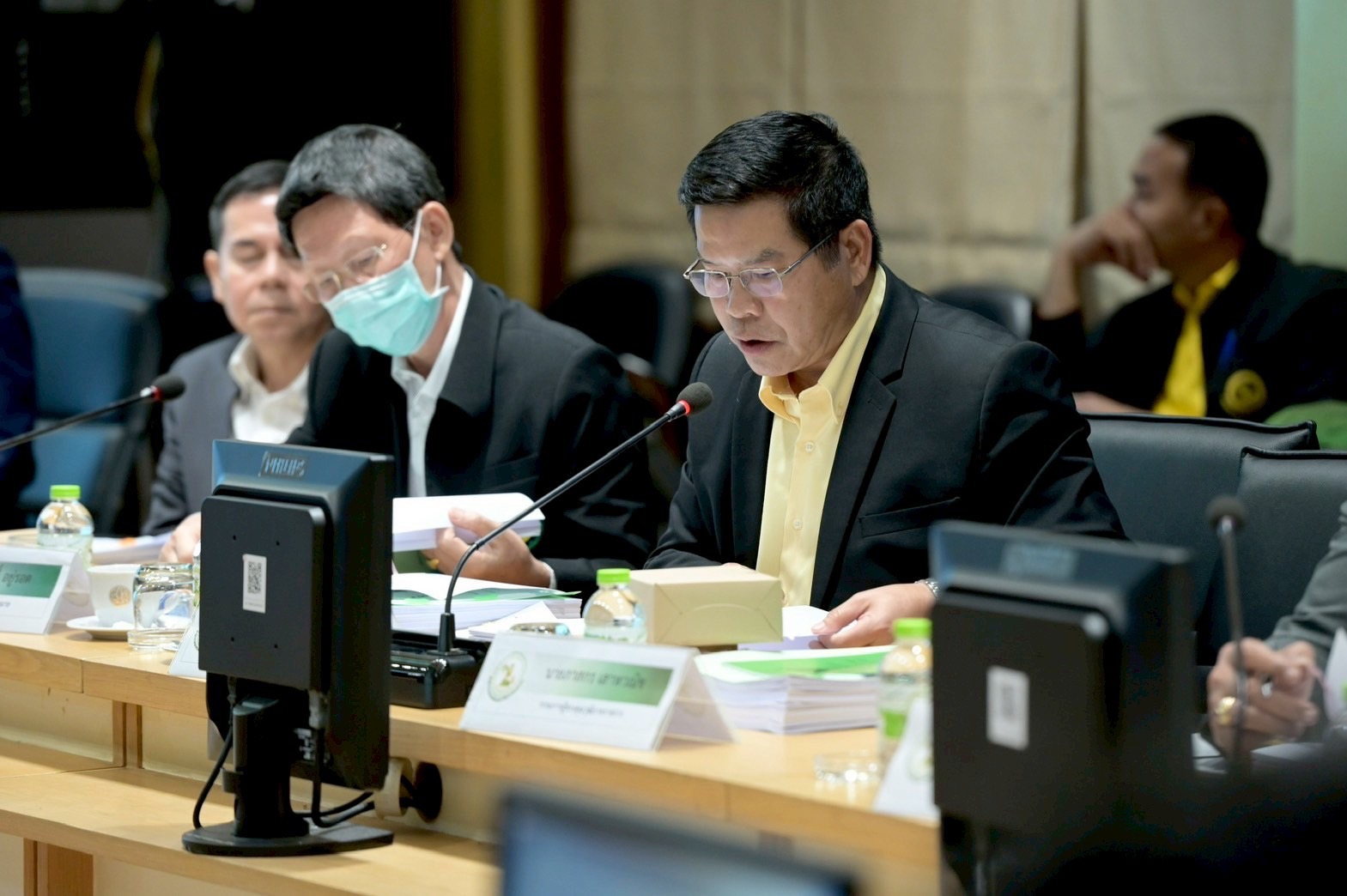 “รมว.อรรถกร” นั่งหัวโต๊ะประชุมกองทุนฟื้นฟูฯ กำชับเดินหน้าโปร่งใส รอบคอบ เร่งแก้หนี้เกษตรกร 5 S 19988532