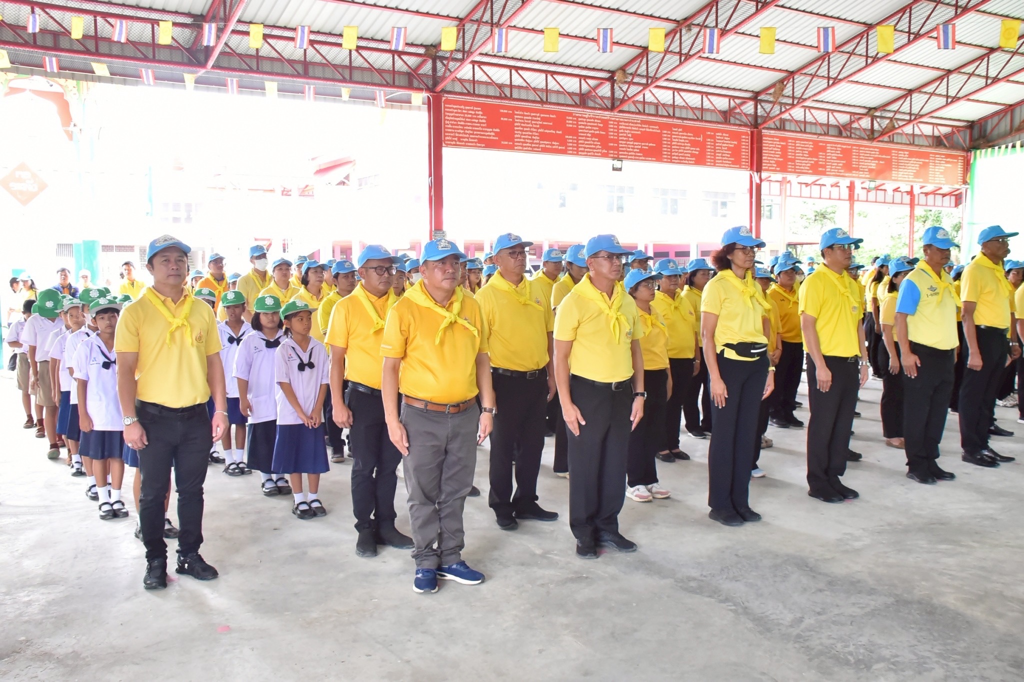 ปลัดเกษตรฯ นำเจ้าหน้าที่ร่วมกิจกรรมจิตอาสาพัฒนาด้านการเกษตร กระทรวงเกษตรและสหกรณ์ ณ จังหวัดสุพรรณบุรี 12 S 482787344