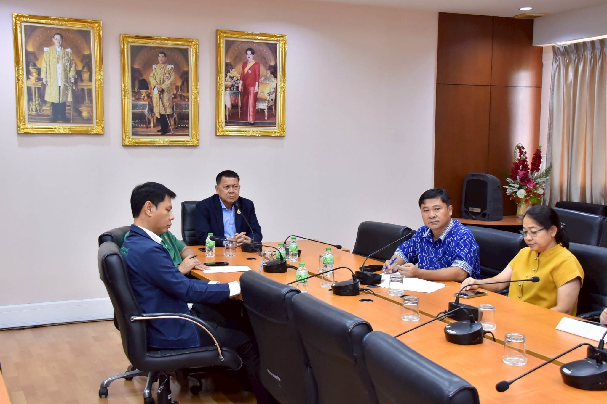 ปลัดเกษตรฯ เกาะติดสถานการณ์ชายแดนไทย-กัมพูชา พร้อมให้ความช่วยเหลือประชาชนและเกษตรกรในพื้นที่ 3 S 483287073