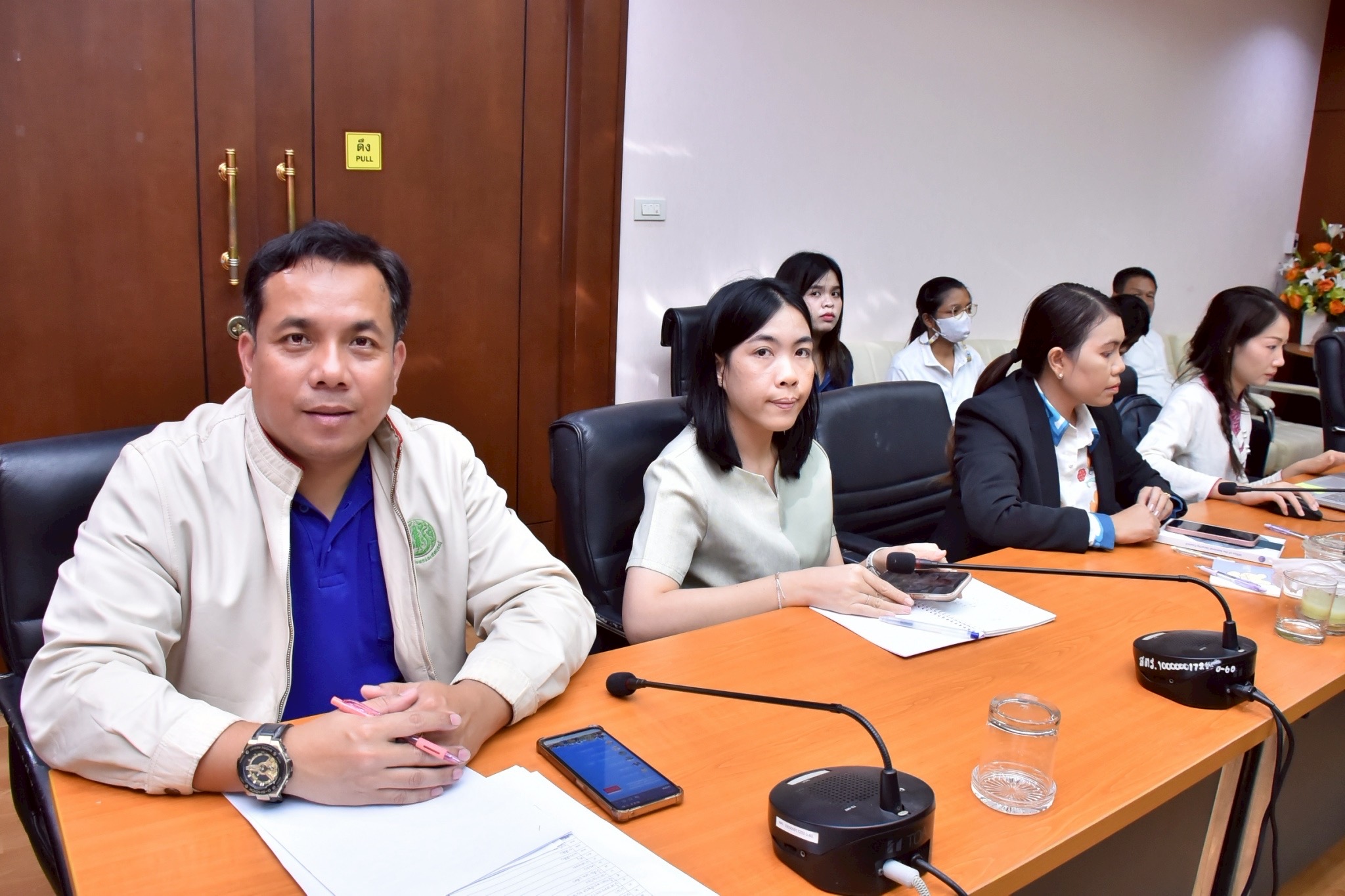 ปลัดเกษตรฯ เกาะติดสถานการณ์ชายแดนไทย-กัมพูชา พร้อมให้ความช่วยเหลือประชาชนและเกษตรกรในพื้นที่ 5 S 483287075