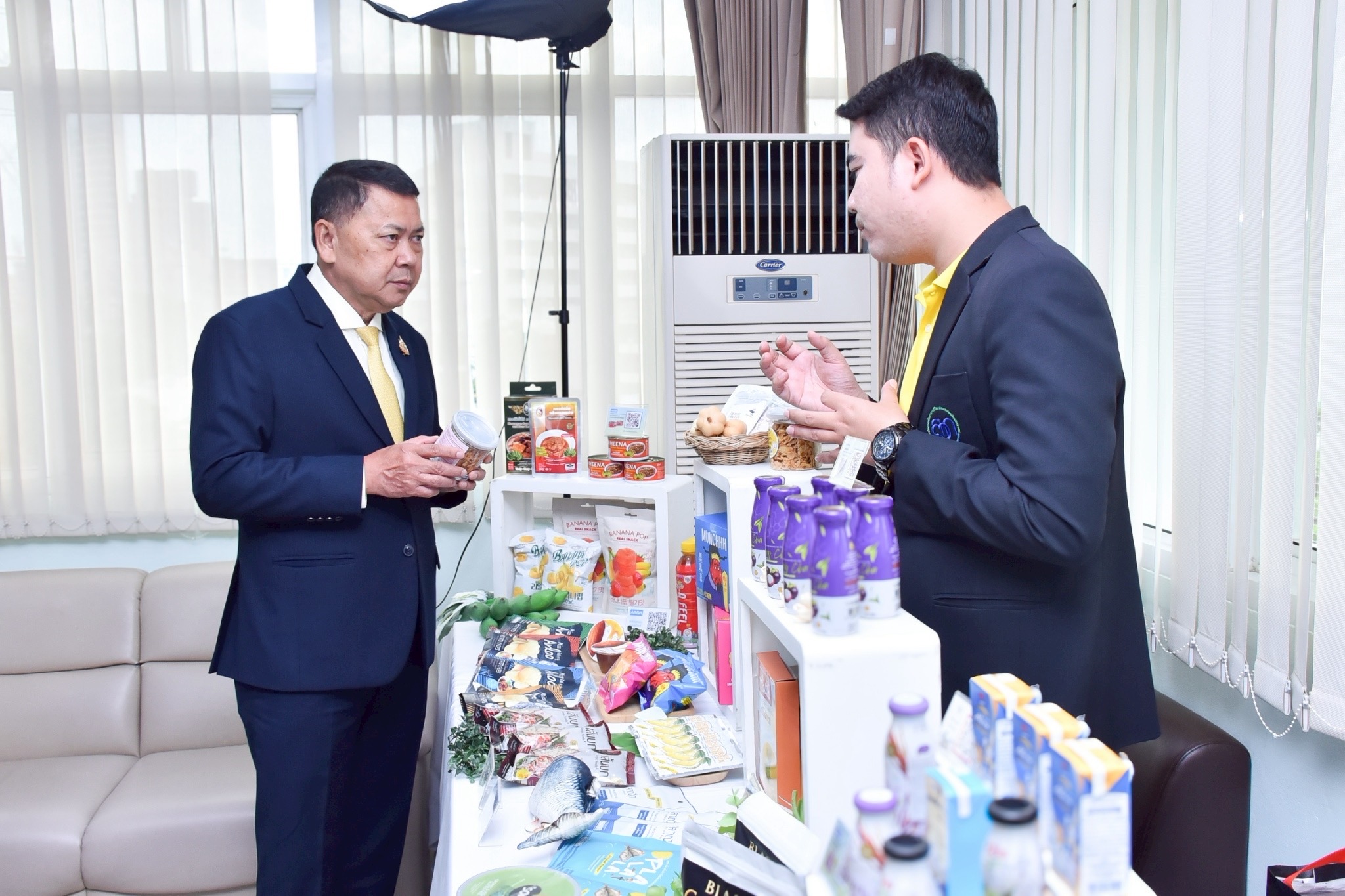 ก.เกษตรฯ ผนึกกำลังส่งเสริมและพัฒนาเทคโนโลยี 3 หน่วยงานในสังกัด ตั้งเป้าแปรรูปผลผลิตทางการเกษตรต่อยอดเชิงพาณิชย์ 7 S 483754014