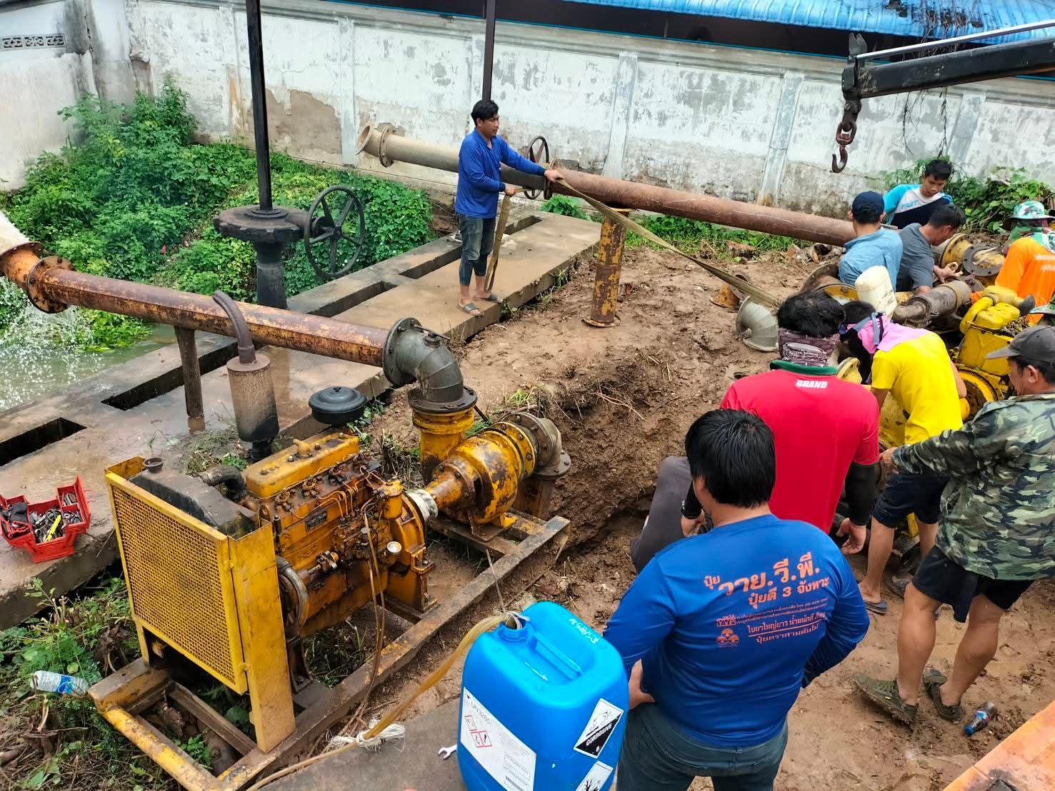 จากน้ำท่วมถึงแนวชายแดน ชป.เดินหน้าช่วยเหลือทุกพื้นที่ พร้อมยืนหยัดเคียงข้างประชาชนทุกสถานการณ์ 6 S 53215358