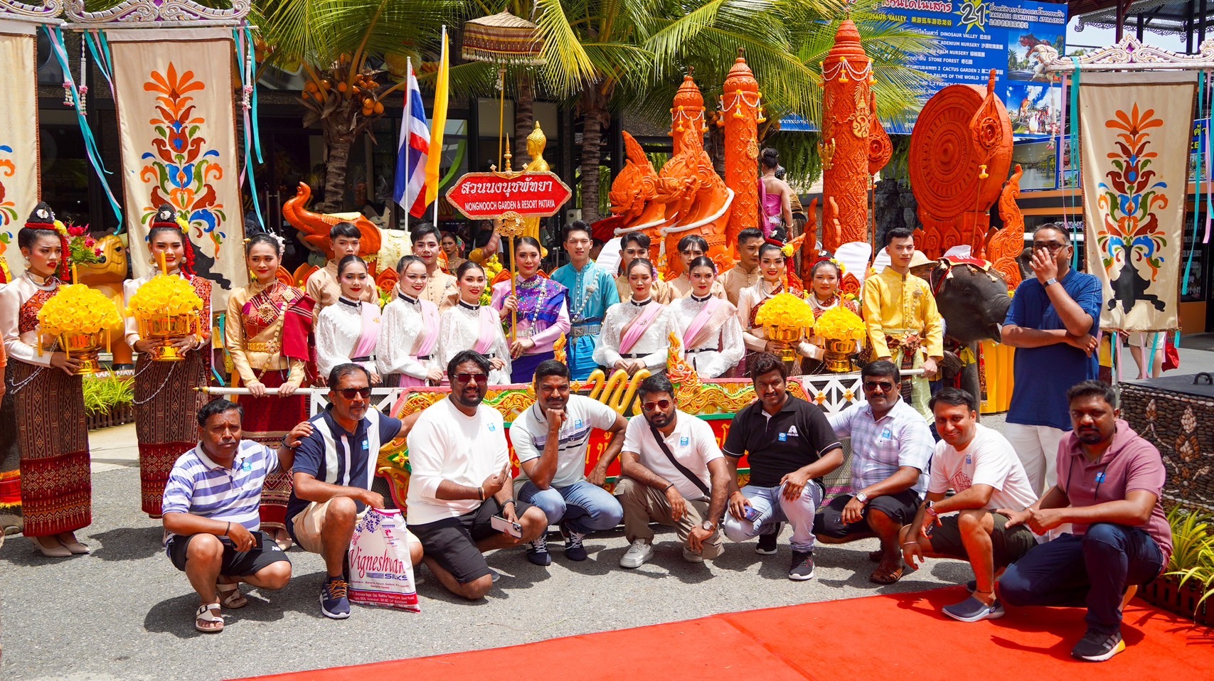 สวนนงนุชพัทยา จัดขบวนแห่เทียนพรรษา พร้อมนำเทียนถวาย 9 วัด สืบสานประเพณีเข้าพรรษา เพื่อให้สอดคล้องที่นานาชาติยกให้ไทยเป็นศูนย์กลางพระพุทธศาสนาโลก 4 S 6063586