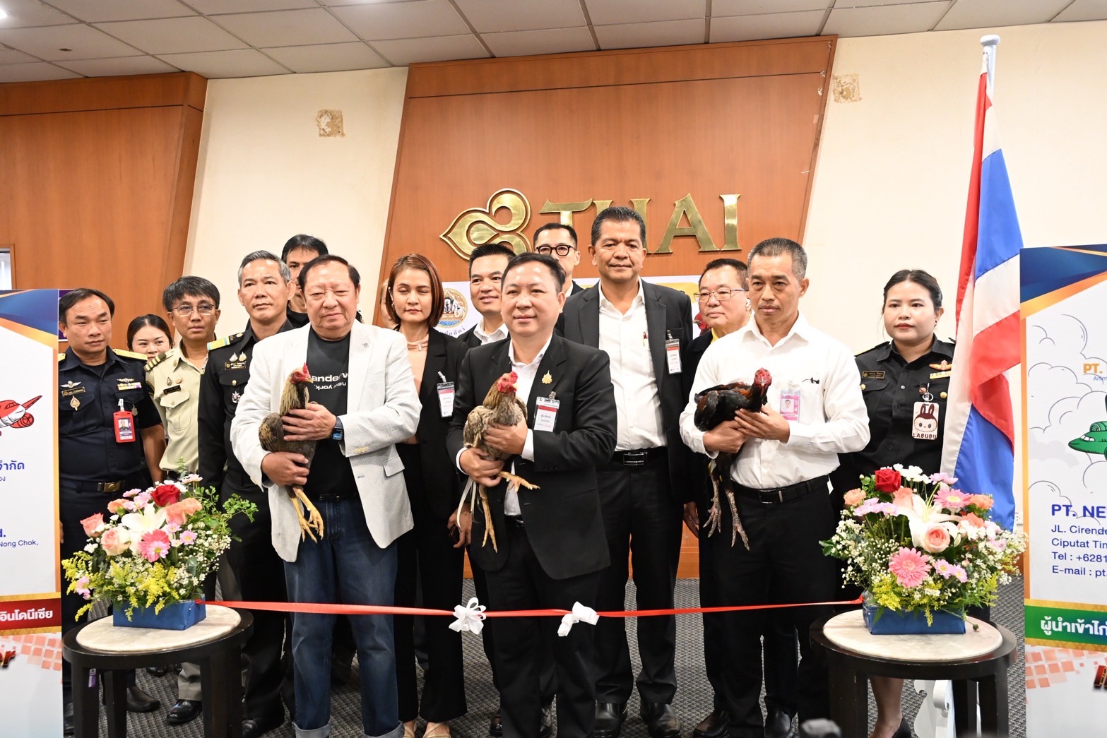 รมว.เกษตรฯ ดันส่งออกล็อตแรก ไก่พื้นเมืองมีชีวิต (AYAM Bangkok) ไปอินโดนีเซีย 15 S 7110845