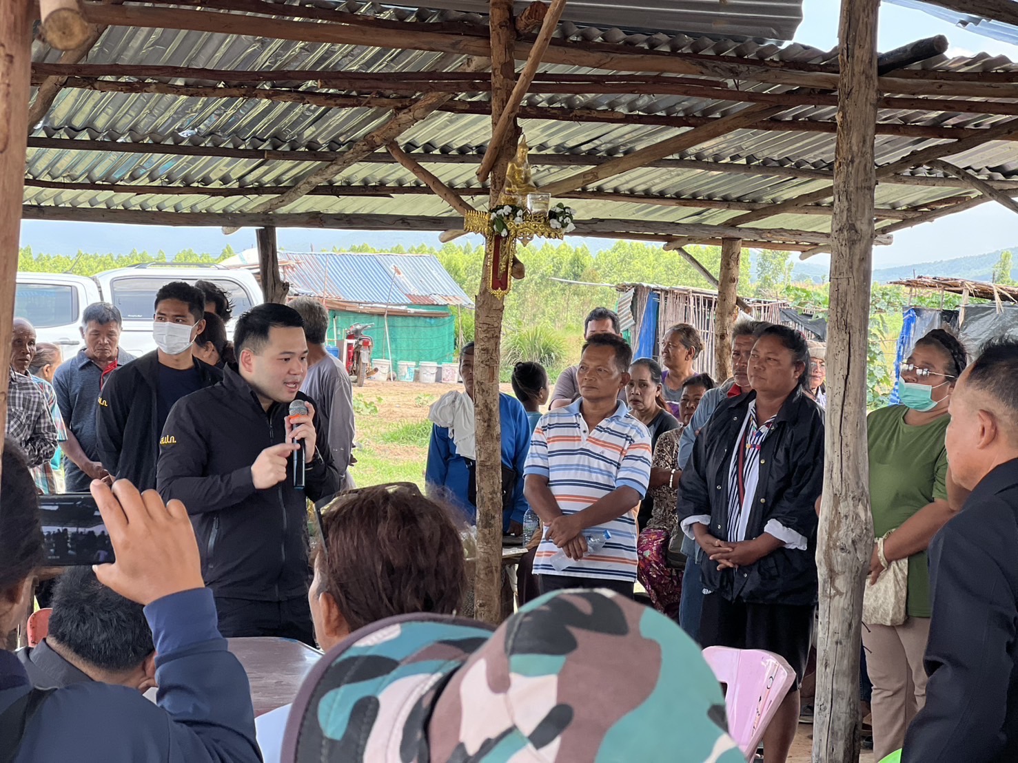 “อรรถกร” จับมือ “ธนดล มือปราบทุจริต” ลงพื้นที่ ส.ป.ก. สระแก้ว ลุยแก้ปัญหาที่ดิน เร่งจัดสรรแปลงว่างให้เกษตรกร 6 S 91160732 2