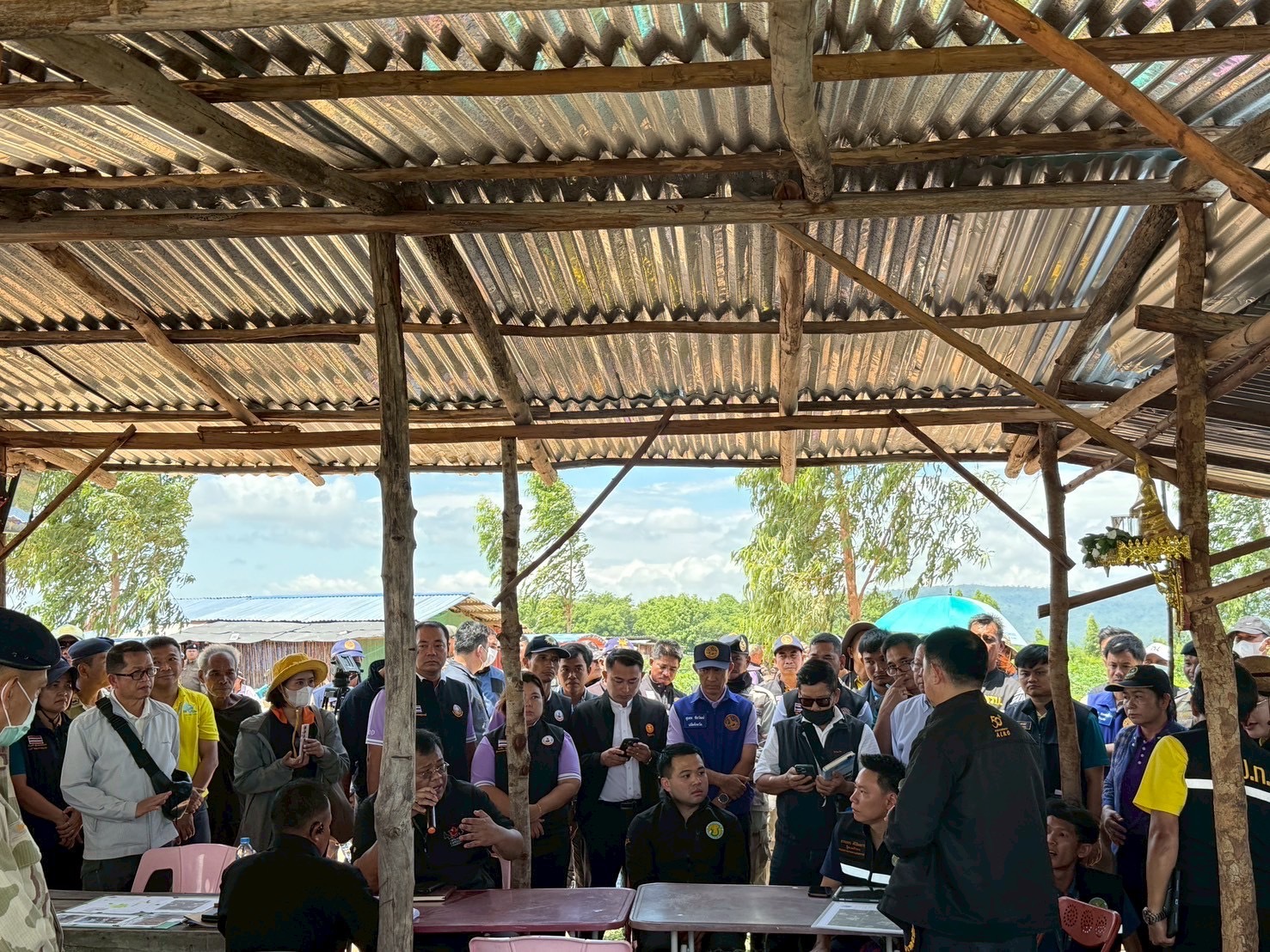 “อรรถกร” จับมือ “ธนดล มือปราบทุจริต” ลงพื้นที่ ส.ป.ก. สระแก้ว ลุยแก้ปัญหาที่ดิน เร่งจัดสรรแปลงว่างให้เกษตรกร 8 S 91160739