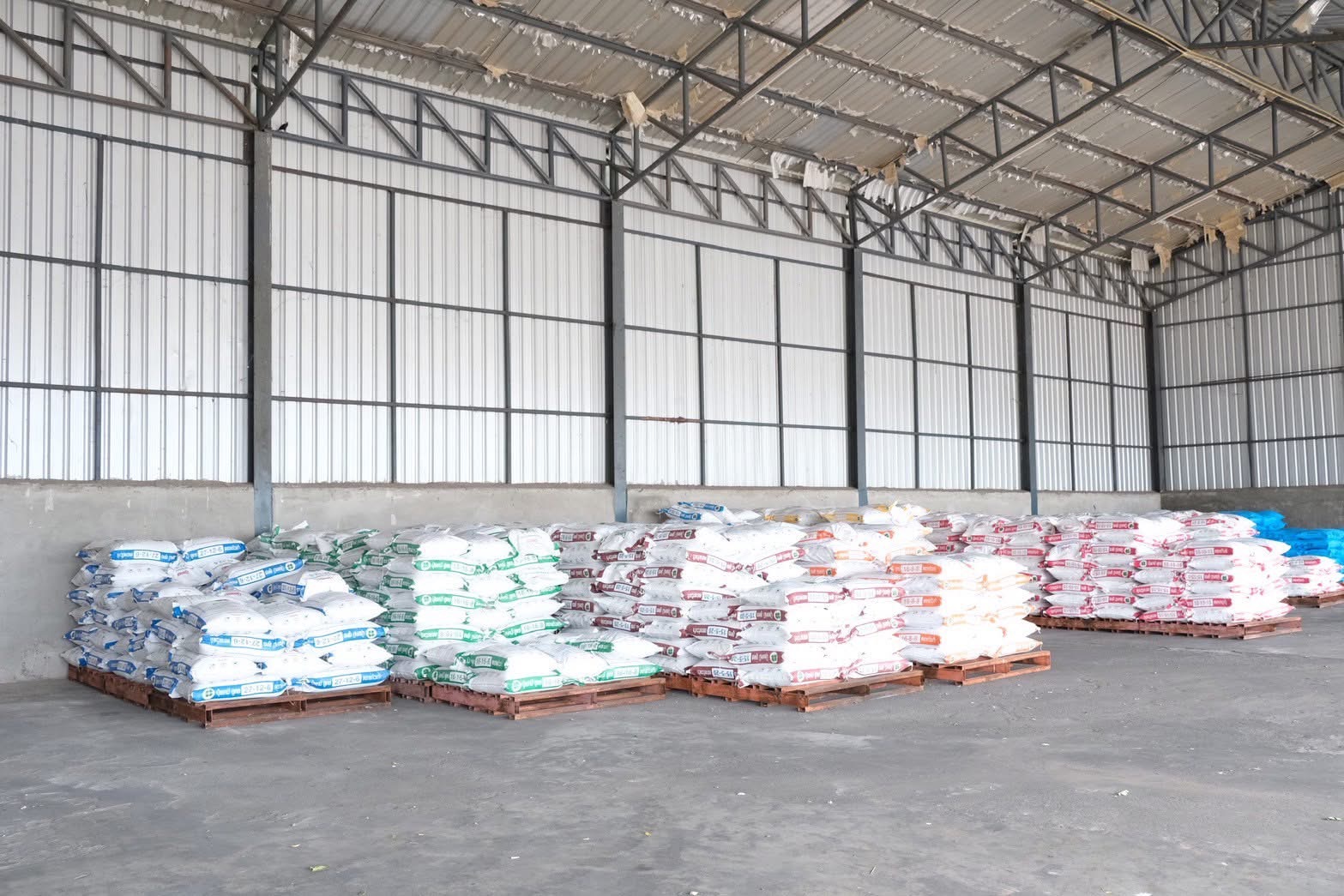 อธิบดีวิศิษฐ์ เปิดโครงการสัมมนาผู้บริหารกองทุนพัฒนาสหกรณ์ ประจำปีงบ 68 ชื่นชม ผลลัพธ์การใช้เงินกู้ กพส. ช่วยยกระดับคุณภาพชีวิตสมาชิกสหกรณ์ 13 S 94642294