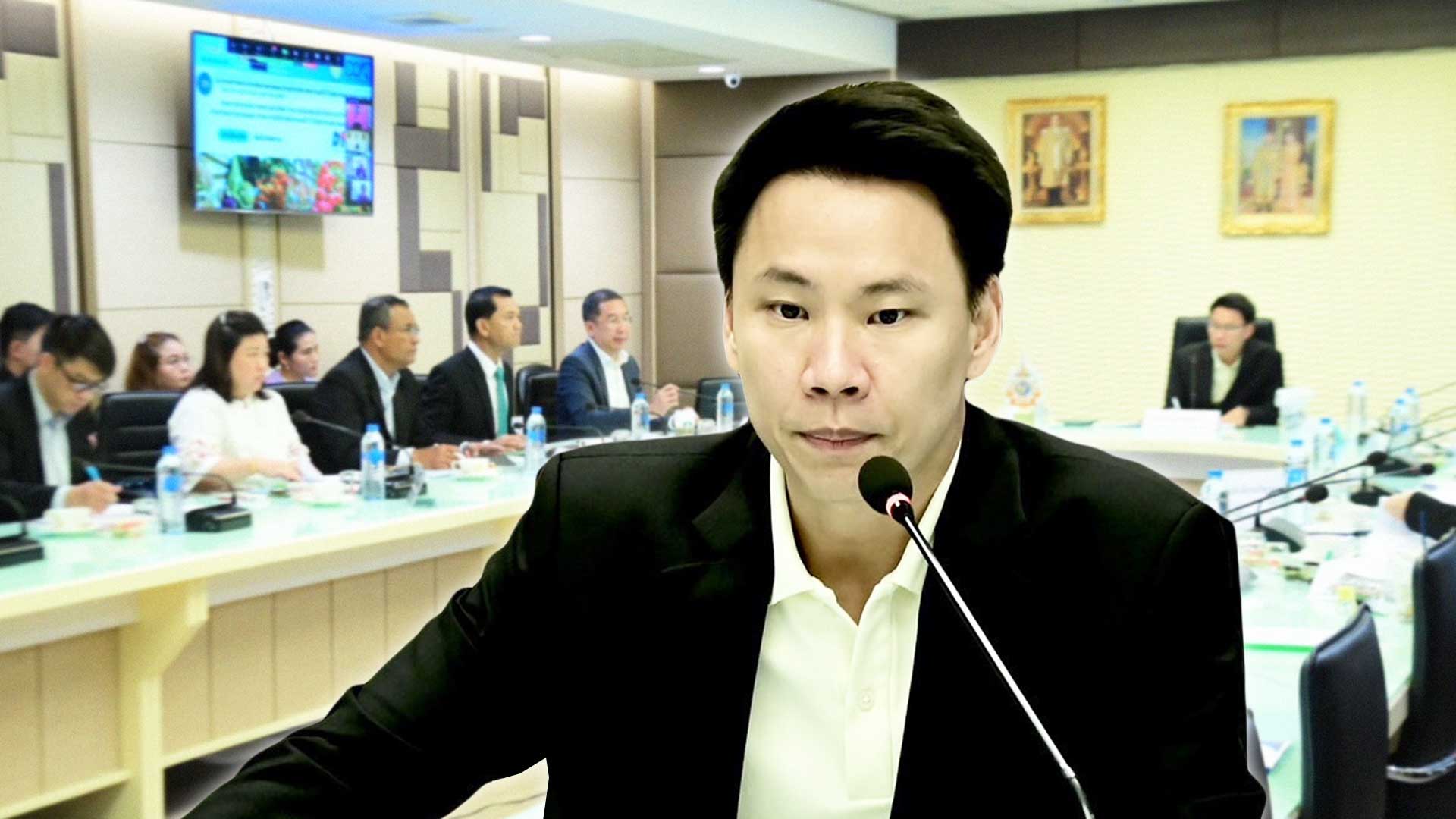 รมว.อรรถกร นำถก “ฟรุ๊ตบอร์ด” ไฟเขียวโครงการพัฒนาสวนลำไยคุณภาพตัดแต่งทรงพุ่ม/ช่อผล ทุ่มงบ 1,000 ล้าน เพิ่มลำไยเกรดA-AA เพิ่มรายได้เกษตรกรเตรียมชง ครม.เร็วๆ นี้ มั่นใจแก้ปัญหายั่งยืน 1 รมว.อรรถกร2 4