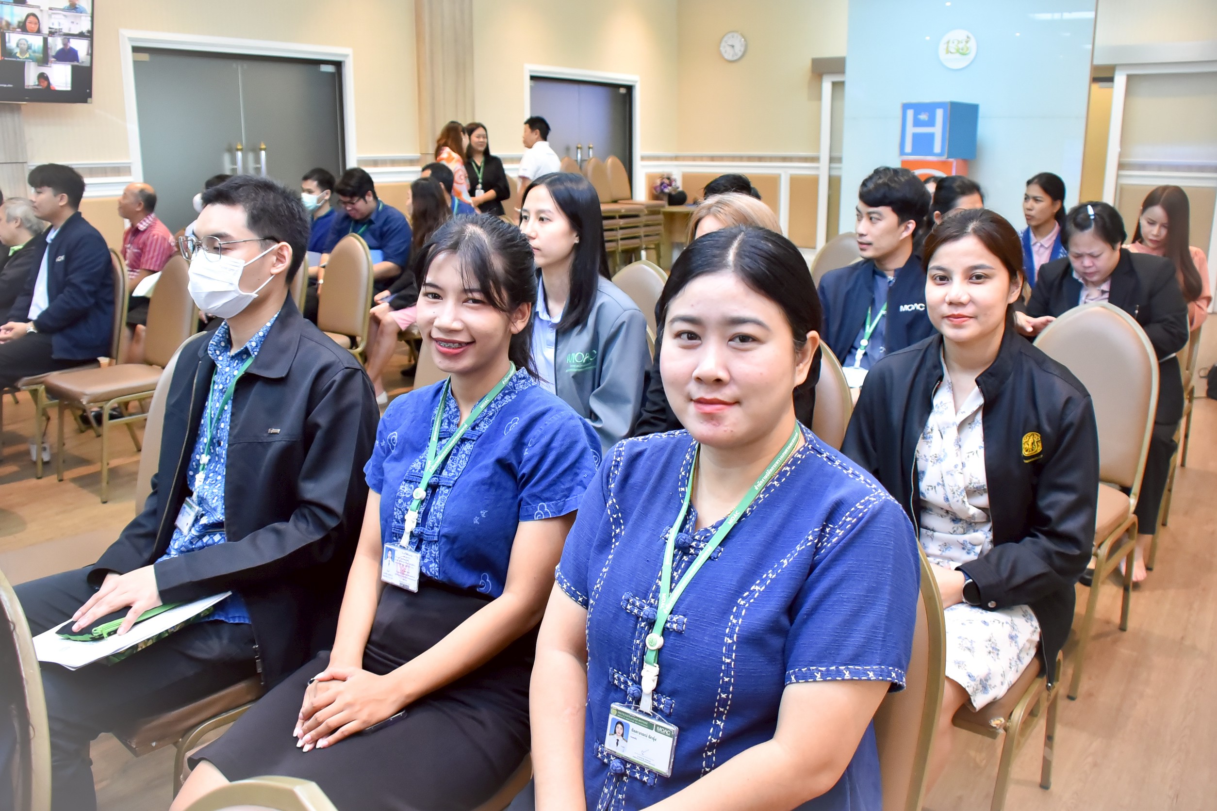 ปลัดเกษตรฯ เปิดเวทีให้คนรุ่นใหม่ร่วมแสดงแนวคิดในการพัฒนาองค์กรร่วมกันในกิจกรรม “OPSMOAC Town hall & Innovation wall” ภายใต้หัวข้อ Break a Limit : ทะลายขีดจำกัดของคน สป.กษ. 4 11