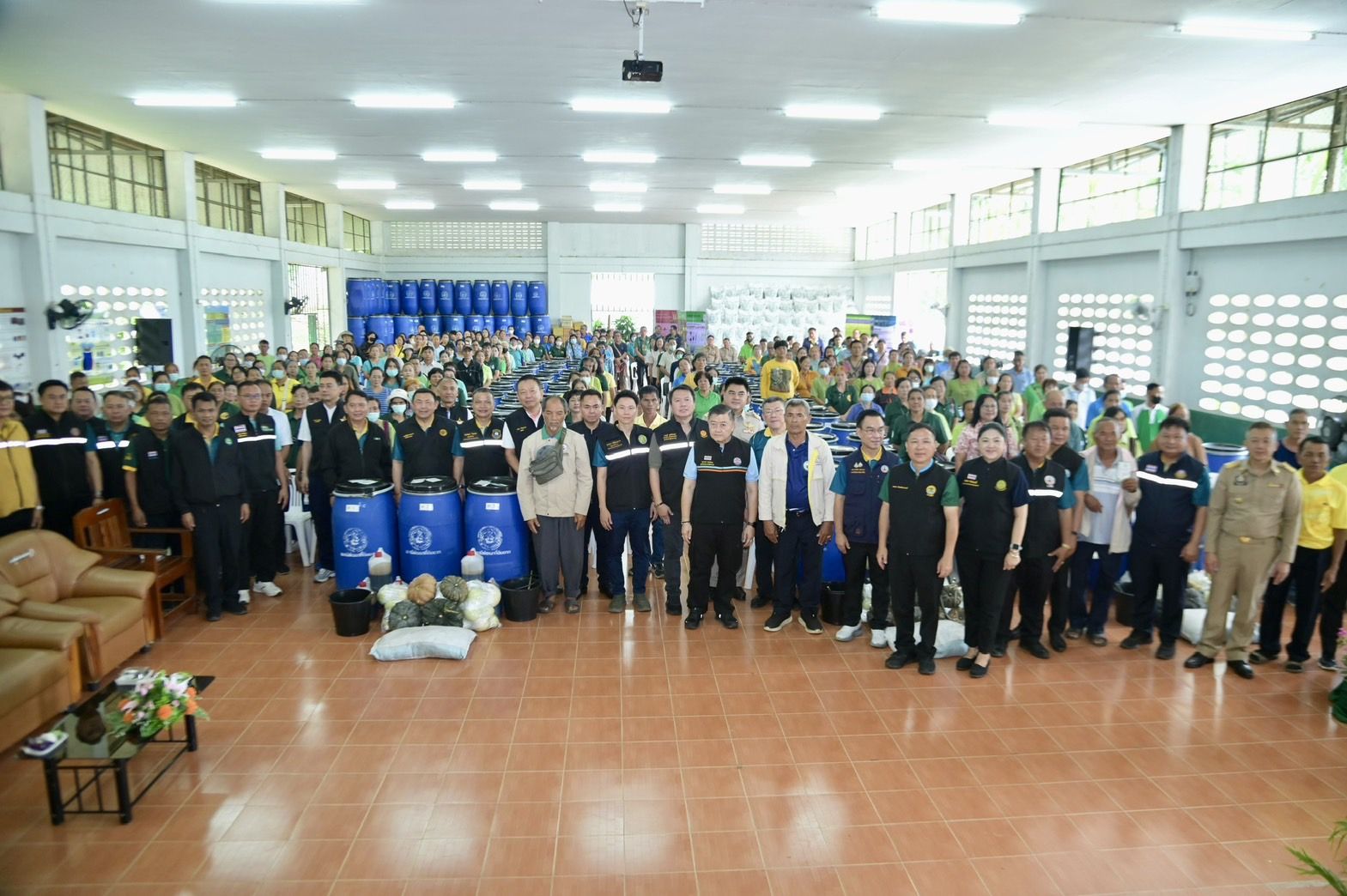 “รมว.อรรถกร” เปิดโครงการปรับปรุงดินพื้นที่เสี่ยงภัยแล้ง จ.ตาก พัฒนาคุณภาพดิน หนุนองค์ความรู้ เพิ่มศักยภาพเกษตรกรกว่า 300 ราย 12 1112047