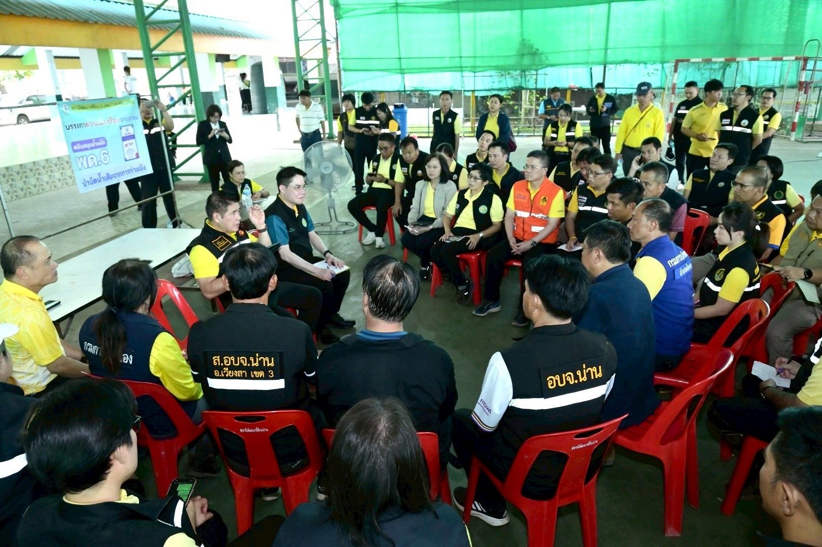 รมช.อัครา สั่งด่วน มอบหน่วยงานเกษตรฯ ภาคเหนือ ระดมกำลังช่วยแก้ไขปัญหาอุทกภัยน่าน เร่งบรรเทาความเดือดร้อนแก่ประชาชน 5 1304461