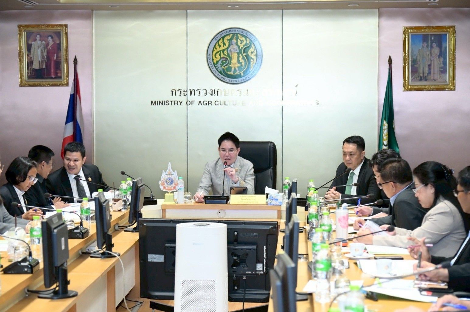 รมช.เกษตรฯ ประชุมรับฟังความคิดเห็นสถานการณ์ด้านภาษีตอบโต้ (Reciprocal Tariffs)ด้านการค้าสินค้าประมงของสหรัฐอเมริกา 4 1310598