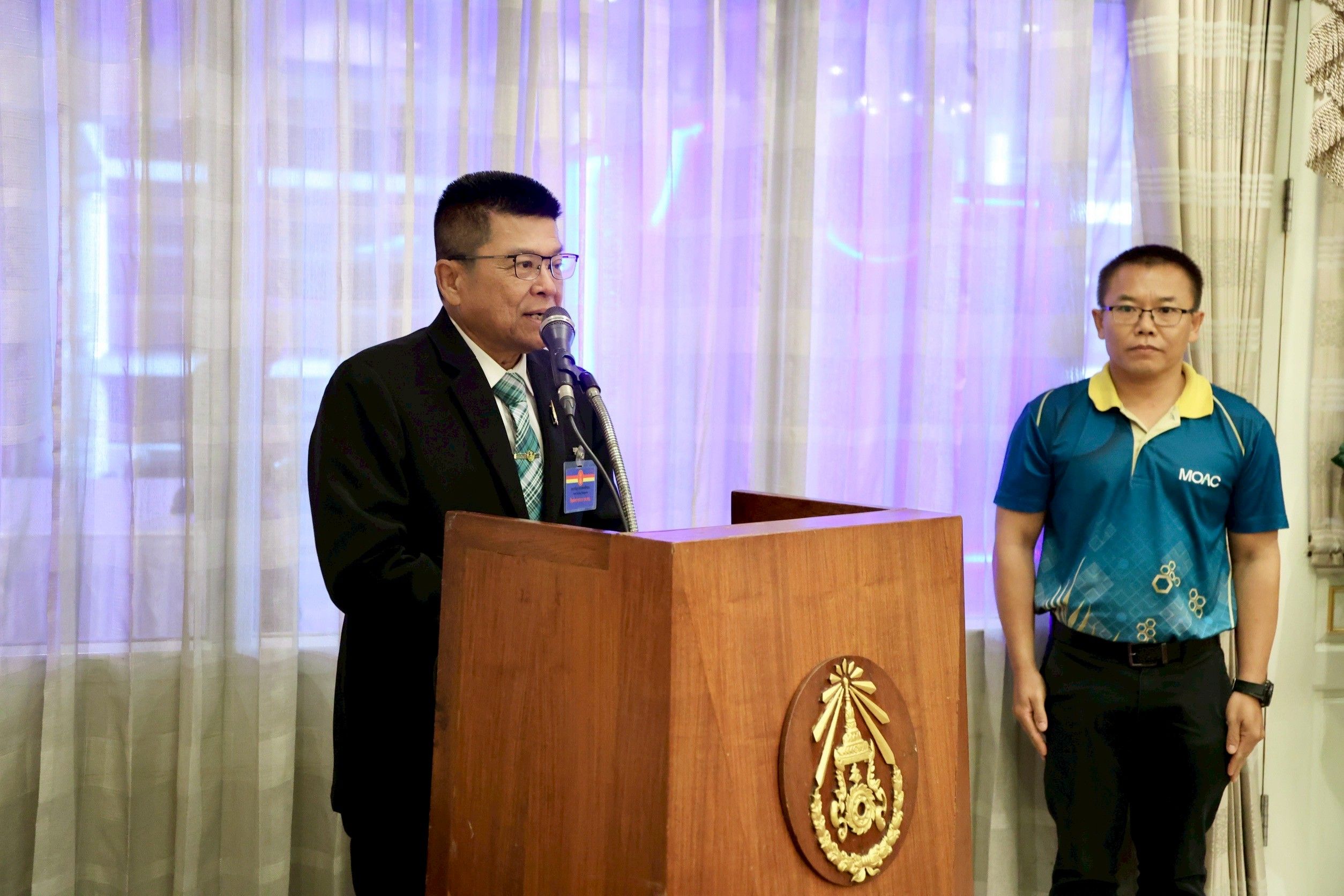 กระทรวงเกษตรฯ ร่วมกับสมาคมการประมงแห่งประเทศไทย สมาคมการประมงท้องถิ่น และชาวประมง มอบวัสดุประเภทอวนให้แก่กองทัพบกเพื่อใช้ประโยชน์ในราชการทหาร 4 1322624