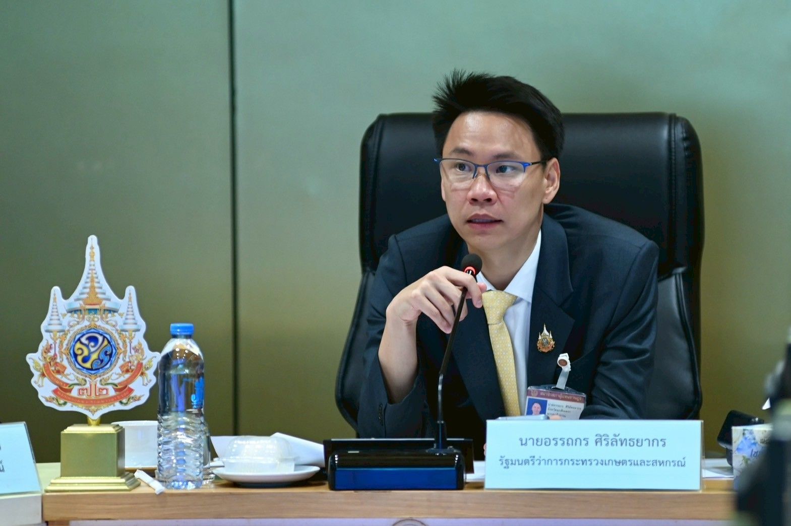 “รมว.อรรถกร” คุมเข้มมาตรการส่งออกลำไย เตรียมพร้อมรับมือสุ่มตรวจจีน พร้อมจับมือ ม.แม่โจ้ วิจัยยกระดับคุณภาพ สร้างความเชื่อมั่นคู่ค้า 2 1328479