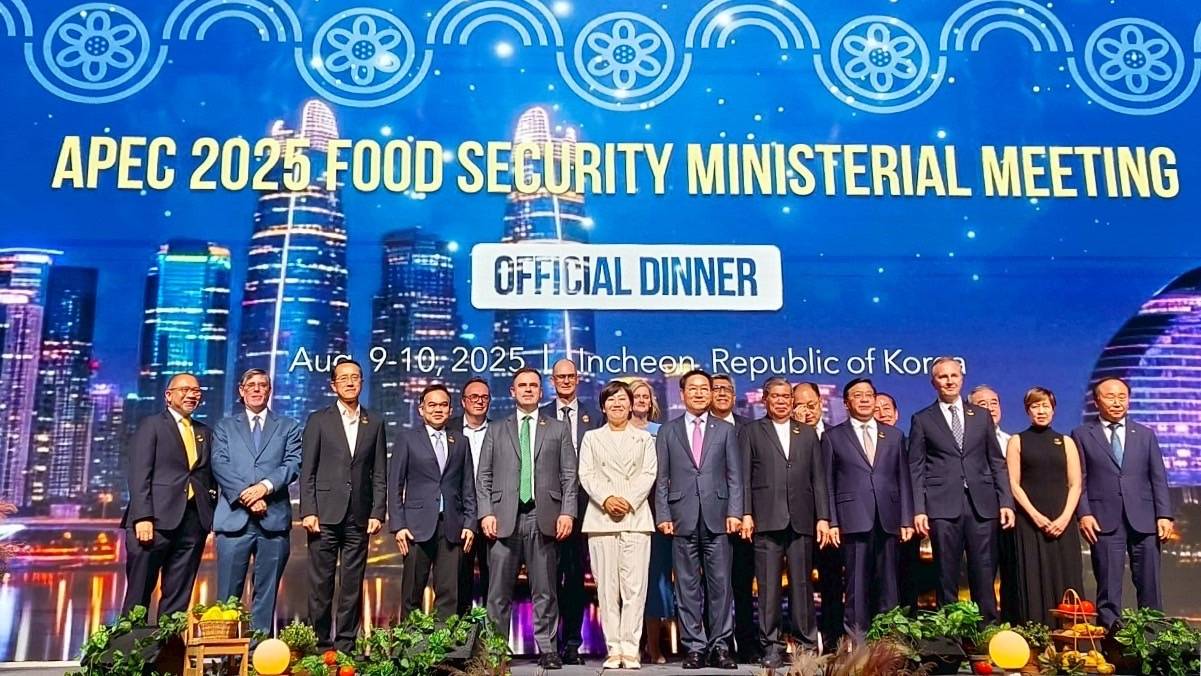 กระทรวงเกษตรฯ โชว์บทบาทภาคเกษตรไทย ในเวทีเอเปค 2025 ชู นวัตกรรม-AI หัวใจสำคัญขับเคลื่อนความมั่นคงอาหาร เสริมศักยภาพเกษตรกร 4 1544198