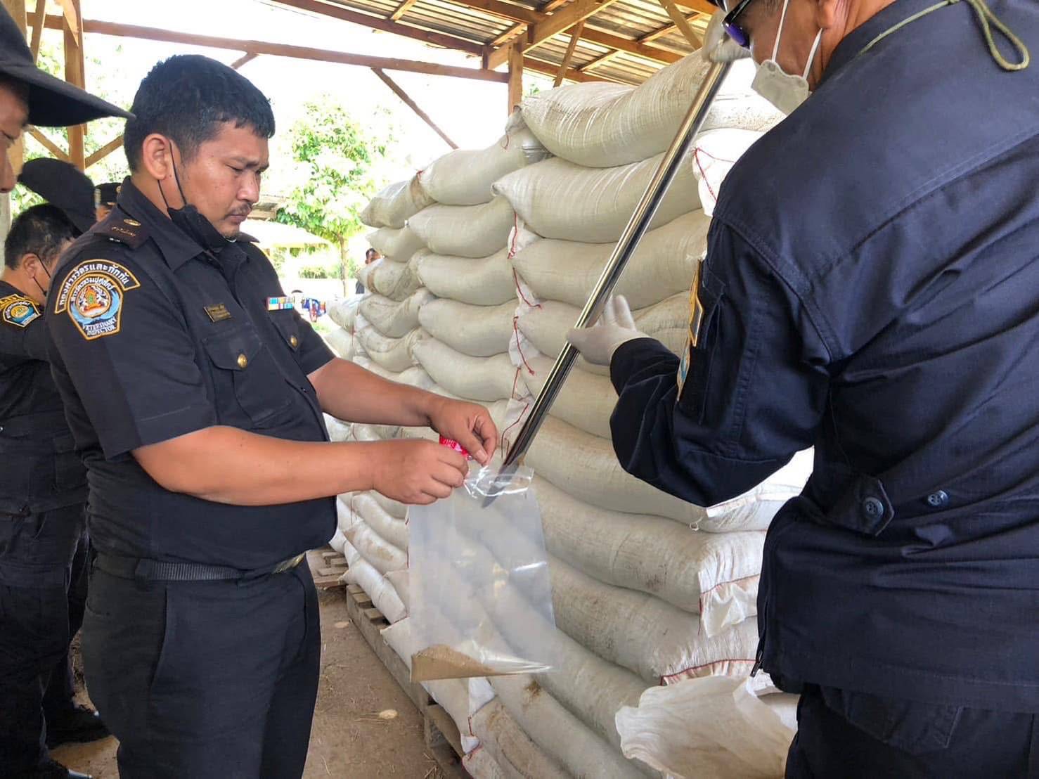 “อธิบดีกรมปศุสัตว์“ลั่น จุดยืนห้ามใช้สารเร่งเนื้อแดงทุกขั้นตอนผลิตหลังมีกระแสเปิดทางนำเข้าหมูสหรัฐฯ ย้ำ เป็นอันตรายต่อผู้บริโภค ยังเชื่อ รบ.จะคำนึงถึงสุขภาพของคนไทยเป็นหลัก 4 428131