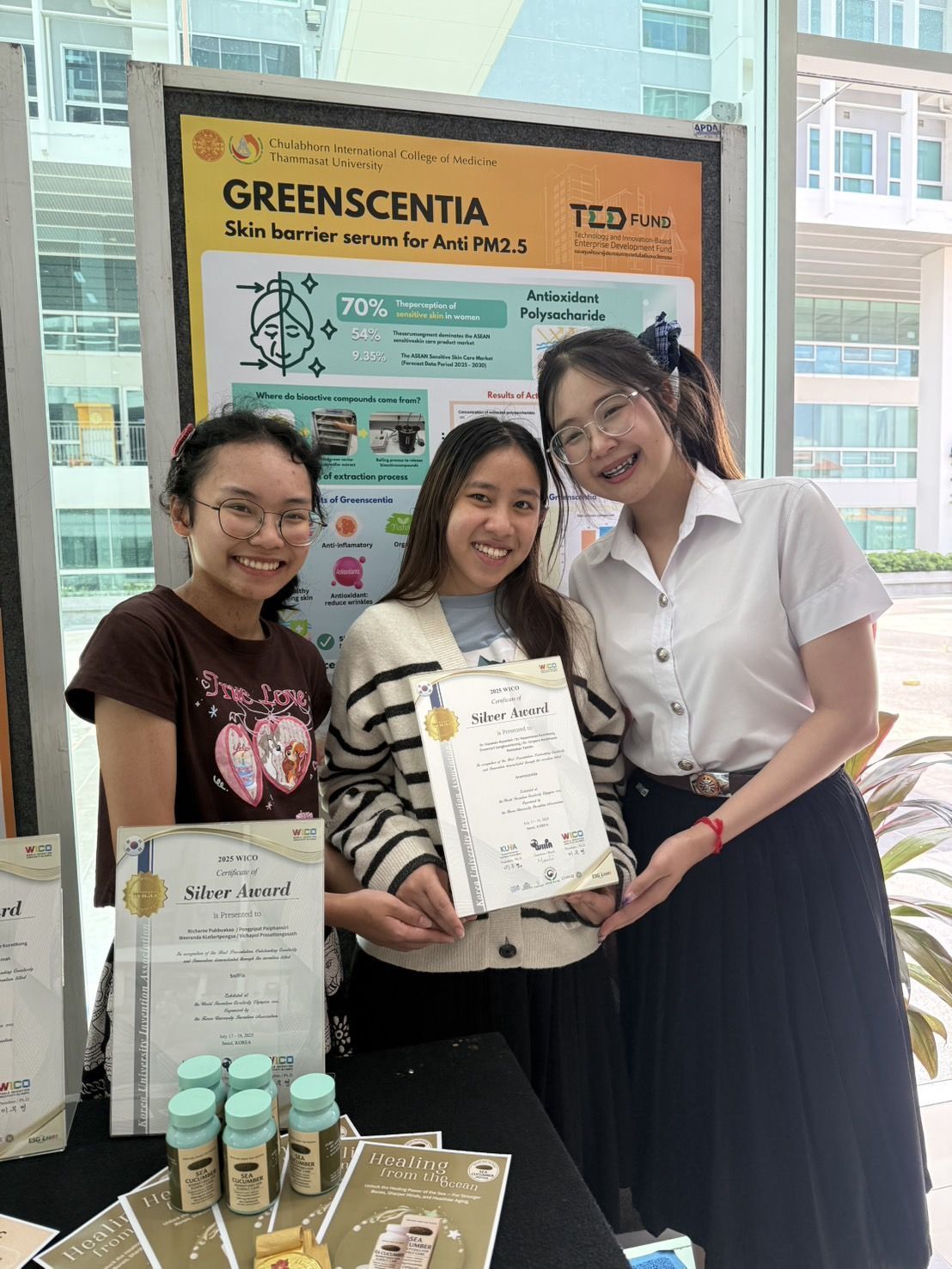 กรมประมง-ธรรมศาสตร์ ผนึกกำลังปั้นนวัตกรรม “Skincare จากสาหร่ายพวงองุ่น”คว้ารางวัล Silver Award ในเวทีระดับนานาชาติ 6 542596