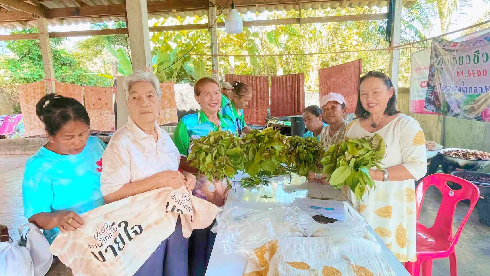 สศท.8 ชู ‘บ้านสวนครูแหม่ม’ จ.นครศรีฯ แหล่งเรียนรู้ท่องเที่ยวเกษตรอินทรีย์ แบบครบวงจร 7 64433 0