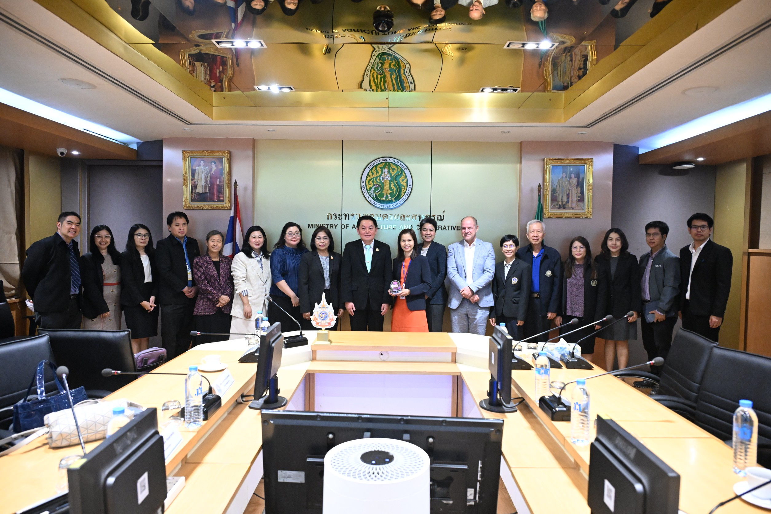 กระทรวงเกษตรฯ – ADB เดินหน้าขยายความร่วมมือ ขับเคลื่อนระบบอาหารและเกษตรด้วยนวัตกรรมและเทคโนโลยี 6 8 2