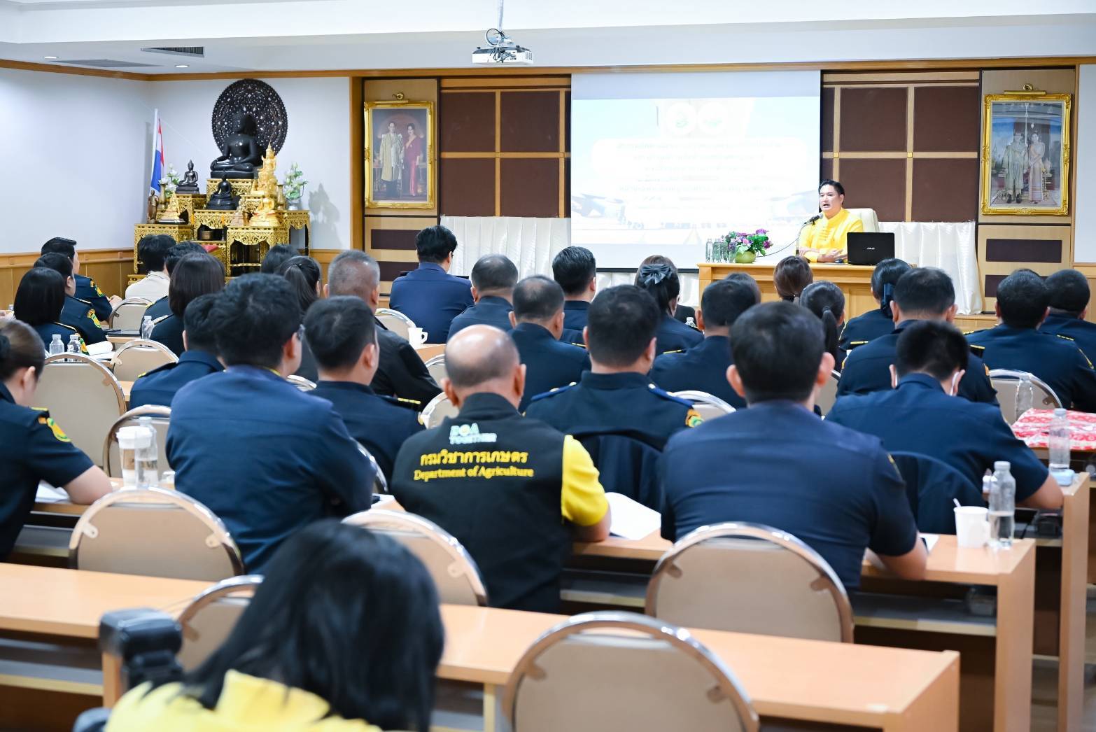 กรมวิชาการเกษตรเดินหน้าปราบสินค้าผิดกฎหมาย จัดประชุมร่วม “ฉก.พญานาคราช”เสริมอาวุธ สารวัตรเกษตร บังคับใช้กฎหมายตามนโยบาย รมว.เกษตร อย่างเคร่งครัด 3 956353