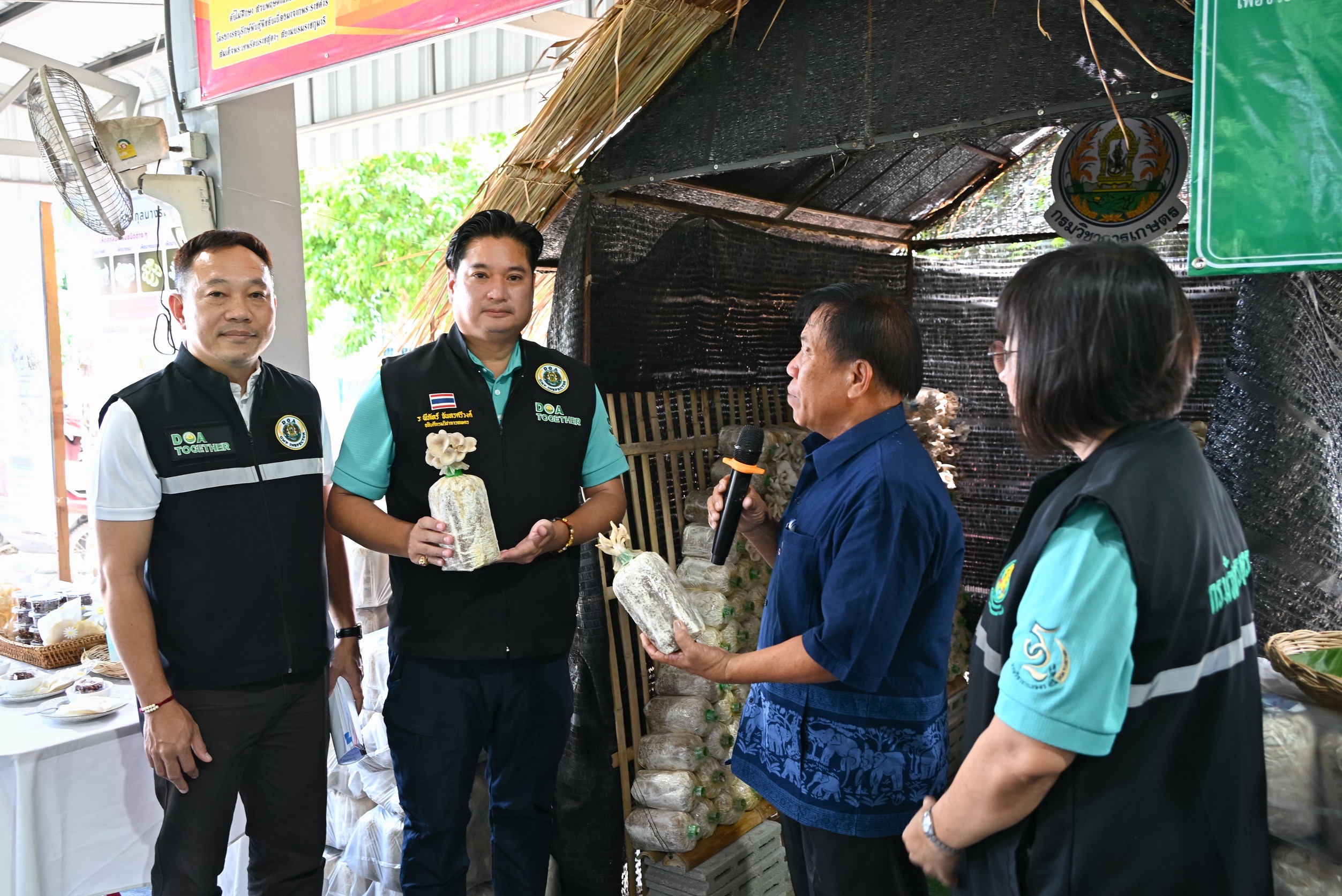 กรมวิชาการเกษตรเดินหน้าอบรมเกษตรกรผลิตเห็ดเศรษฐกิจภายใต้งบเยียวยาน้ำท่วม สอดรับนโยบาย รมว.เกษตร 958049