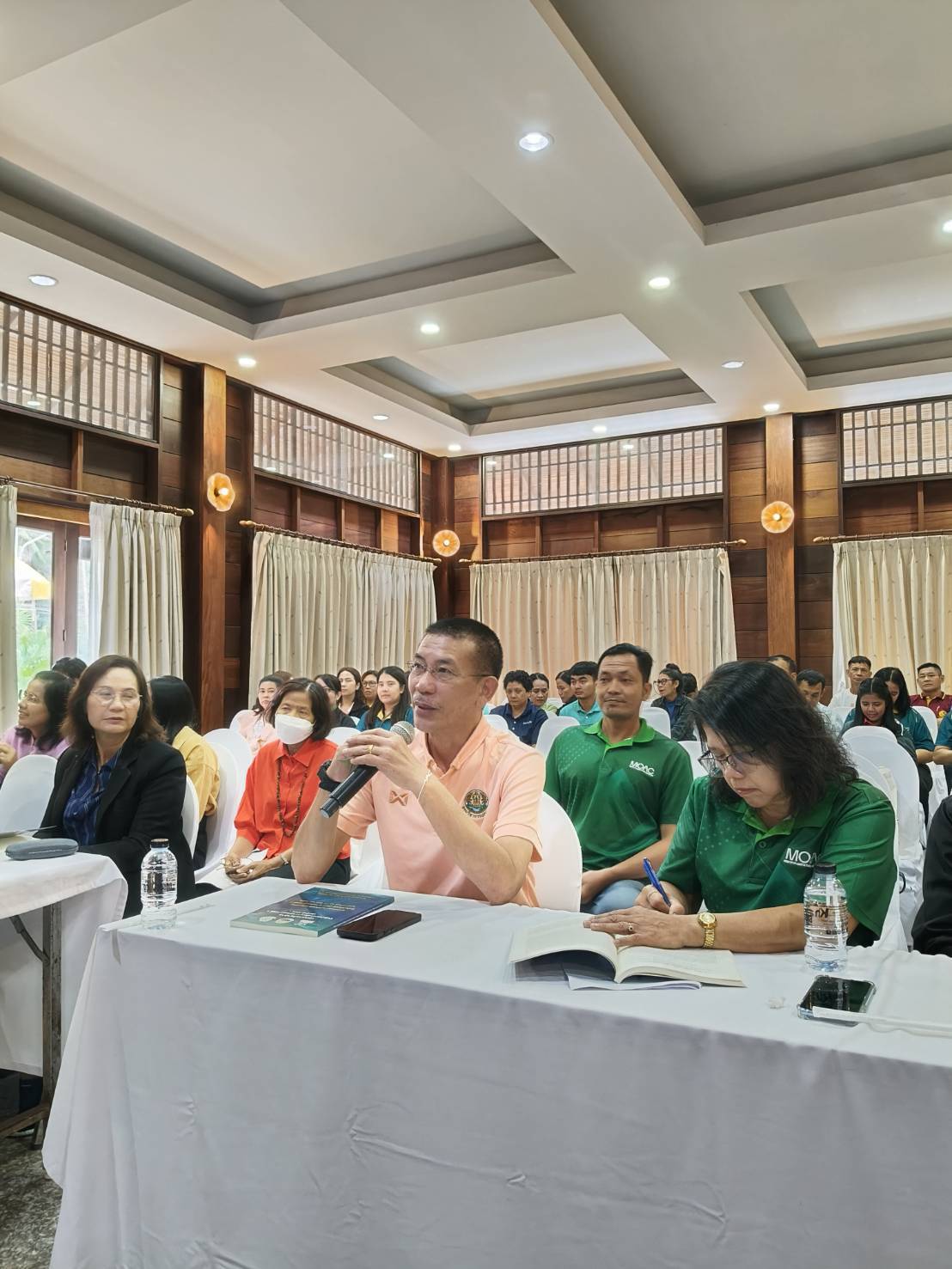 กรมวิชาการเกษตร จัดยิ่งใหญ่ โชว์นวัตกรรมเกษตรไทย ขับเคลื่อนสู่เวทีโลก ชูวิจัยเด่น ย้ำ “นโยบายรัฐมนตรีเกษตร ตลาดนำการผลิต ตลาดนำการวิจัย ลดต้นทุน เพิ่มรายได้” มุ่งเป้าวิจัยสินค้าเกษตรปลอดภัย มูลค่าสูง เพิ่มขีดความสามารถแข่งขันในระดับโลก 12 967989