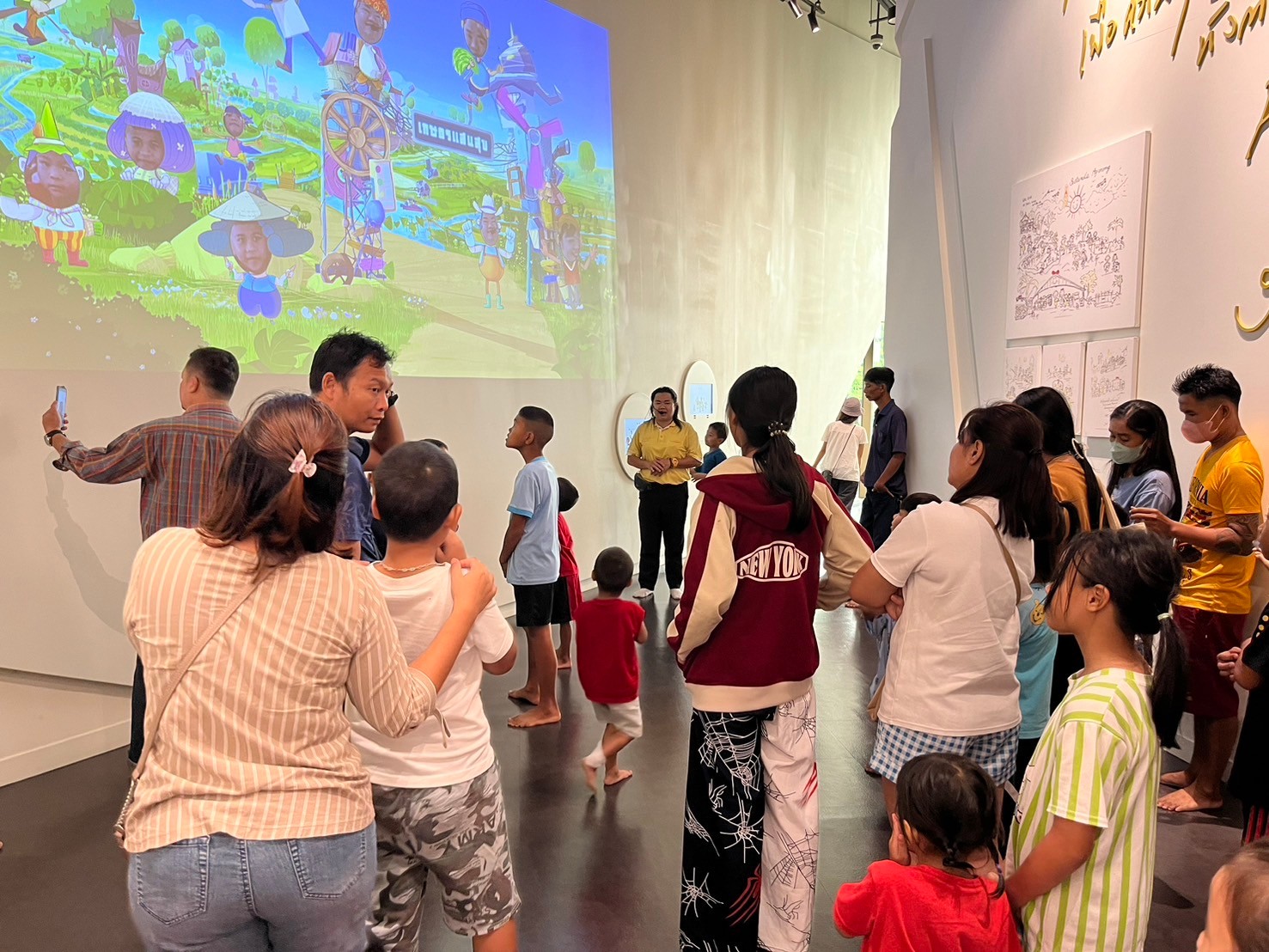 พิพิธภัณฑ์การเกษตรฯ ปทุมธานี ชวนเที่ยวงาน “สานต่องานแม่” เทิดพระเกียรติพระพันปีหลวง พร้อมเปิดพื้นที่เรียนรู้ศิลปหัตถกรรมไทยและภูมิปัญญาเกษตรอย่างยั่งยืน 8 LINE ALBUM ตลาด 240713 1